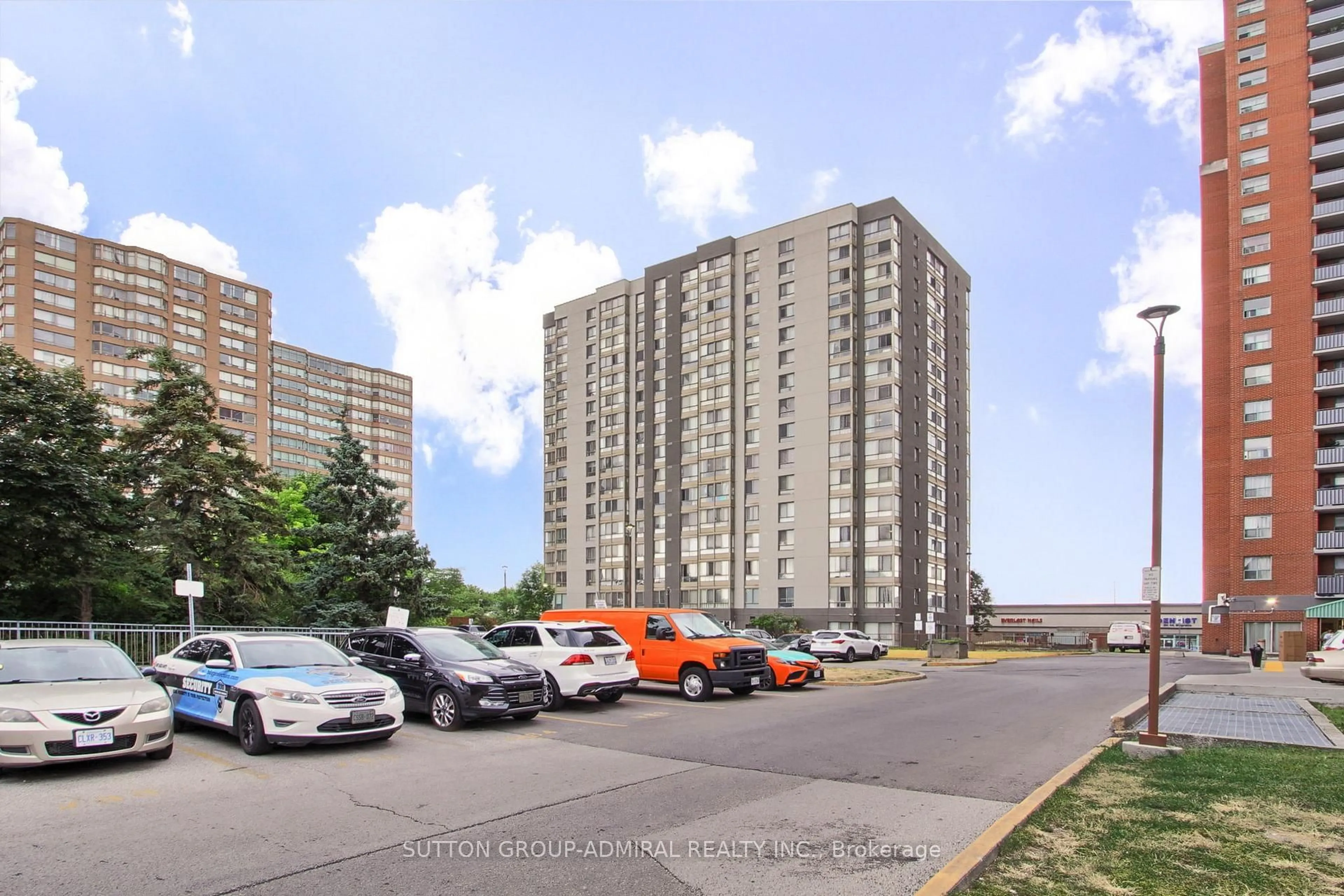 Unknown for 2470 Eglinton Ave #1205, Toronto Ontario M6M 5E7