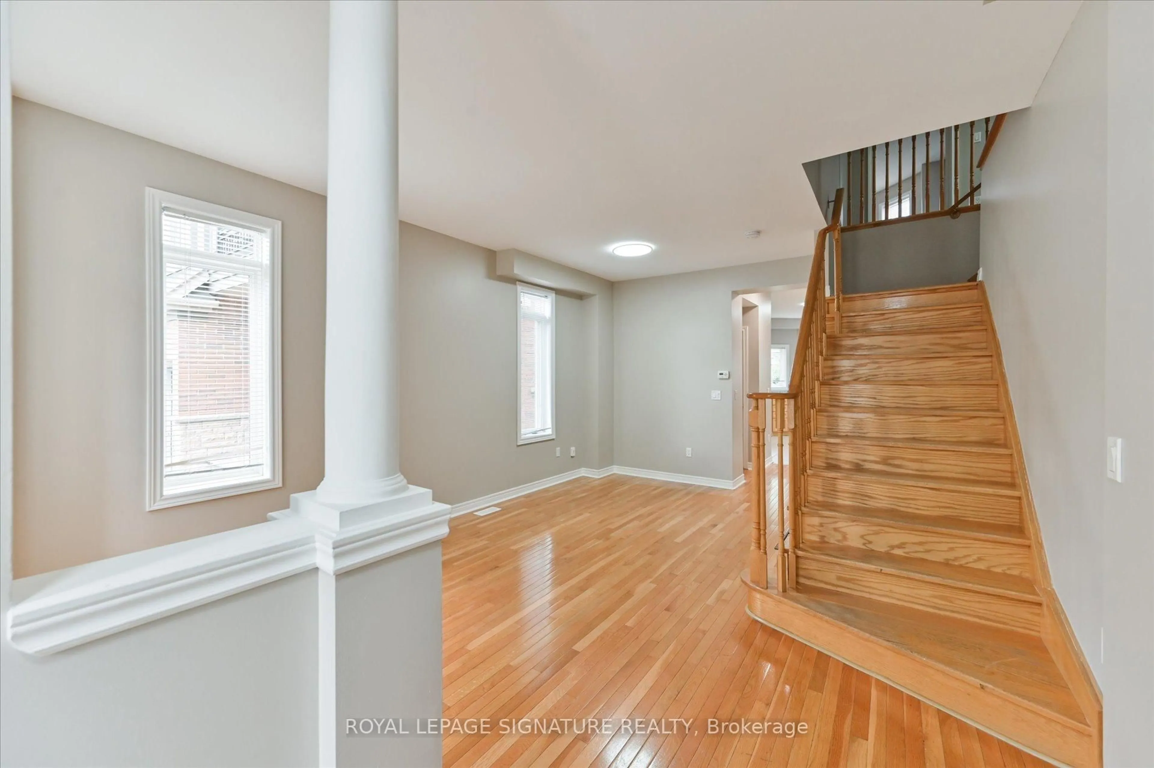 Unknown for 3099 Constitution Blvd, Mississauga Ontario L4Y 2Z1