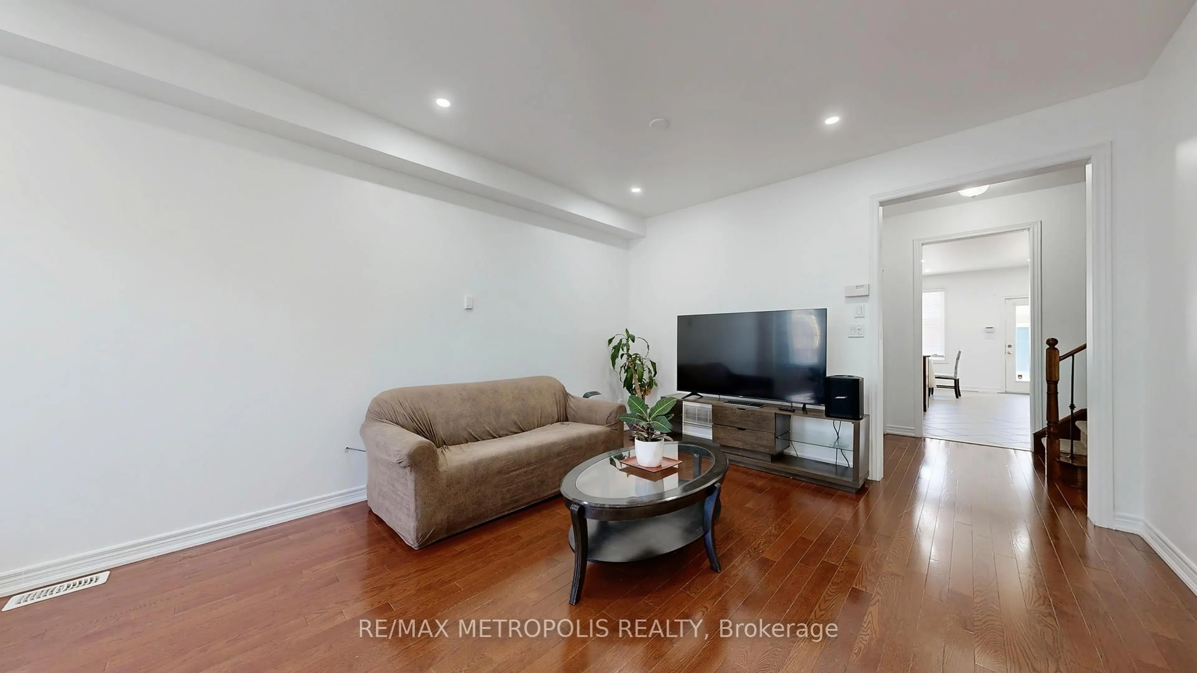 Living room with furniture, unknown for 301 Cook Rd, Toronto Ontario M3J 3T2