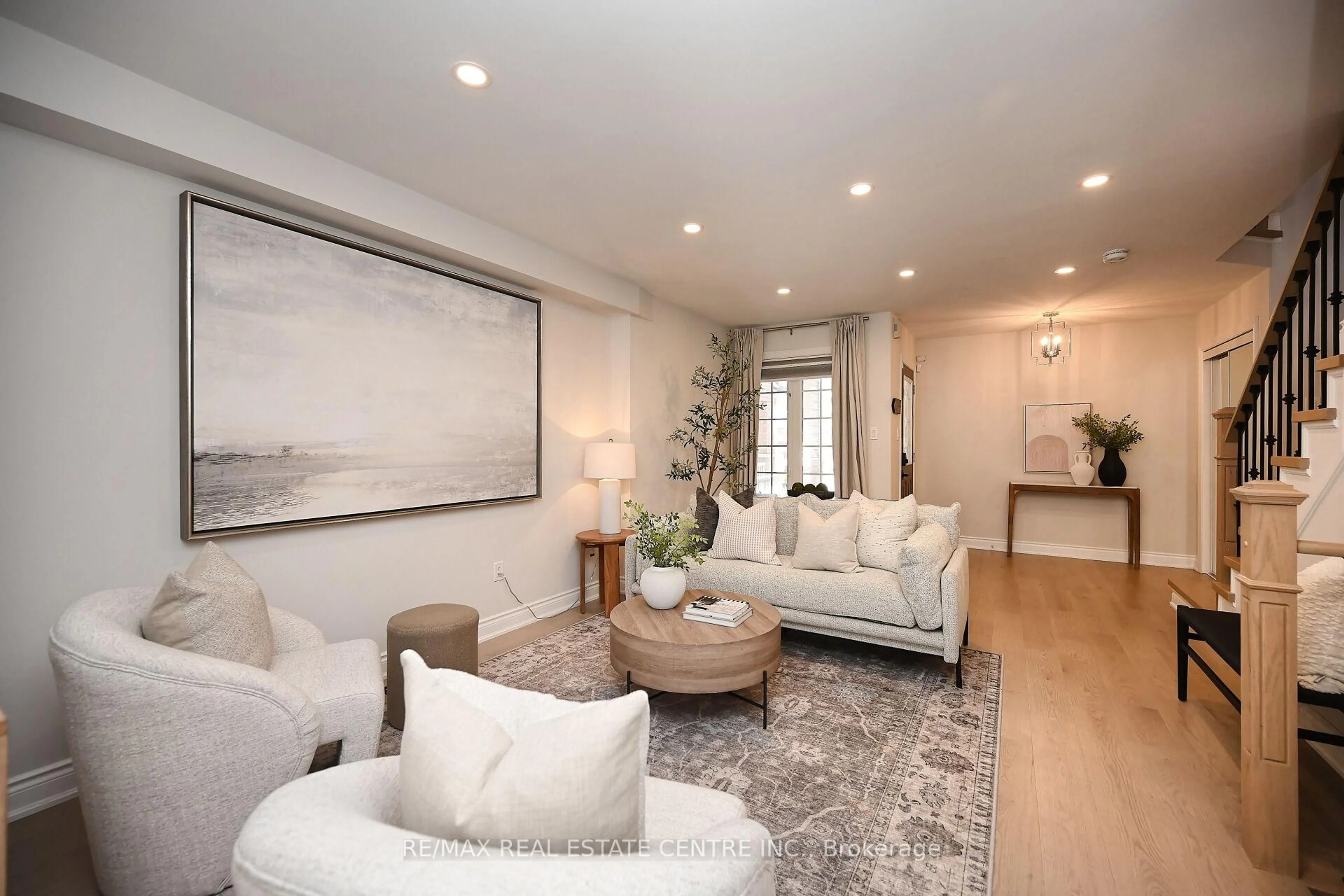 Living room with furniture, unknown for 24 Sloan Dr, Milton Ontario L9T 5P7