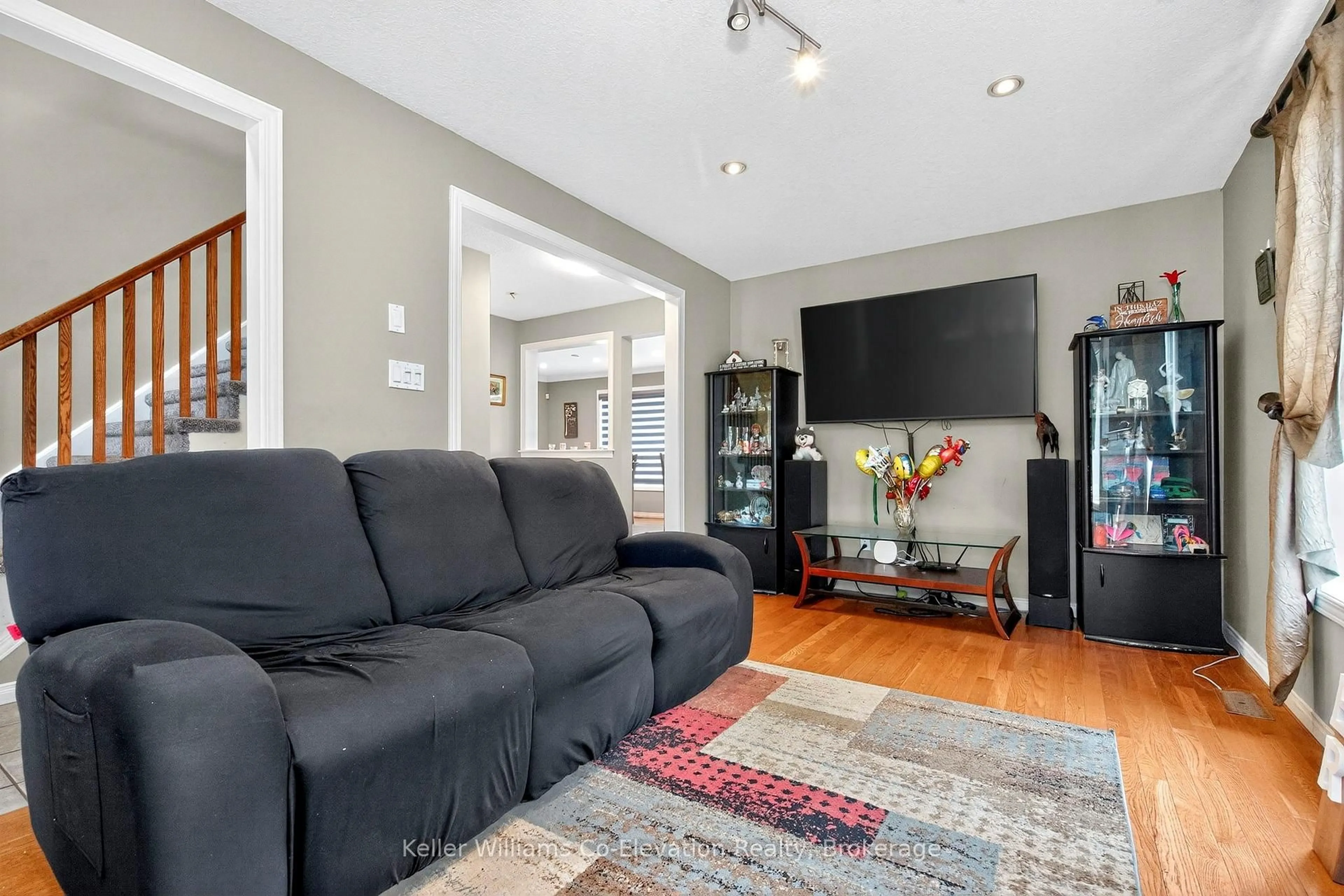 Living room with furniture, unknown for 14 Graham Cres, Orangeville Ontario L9W 5J4