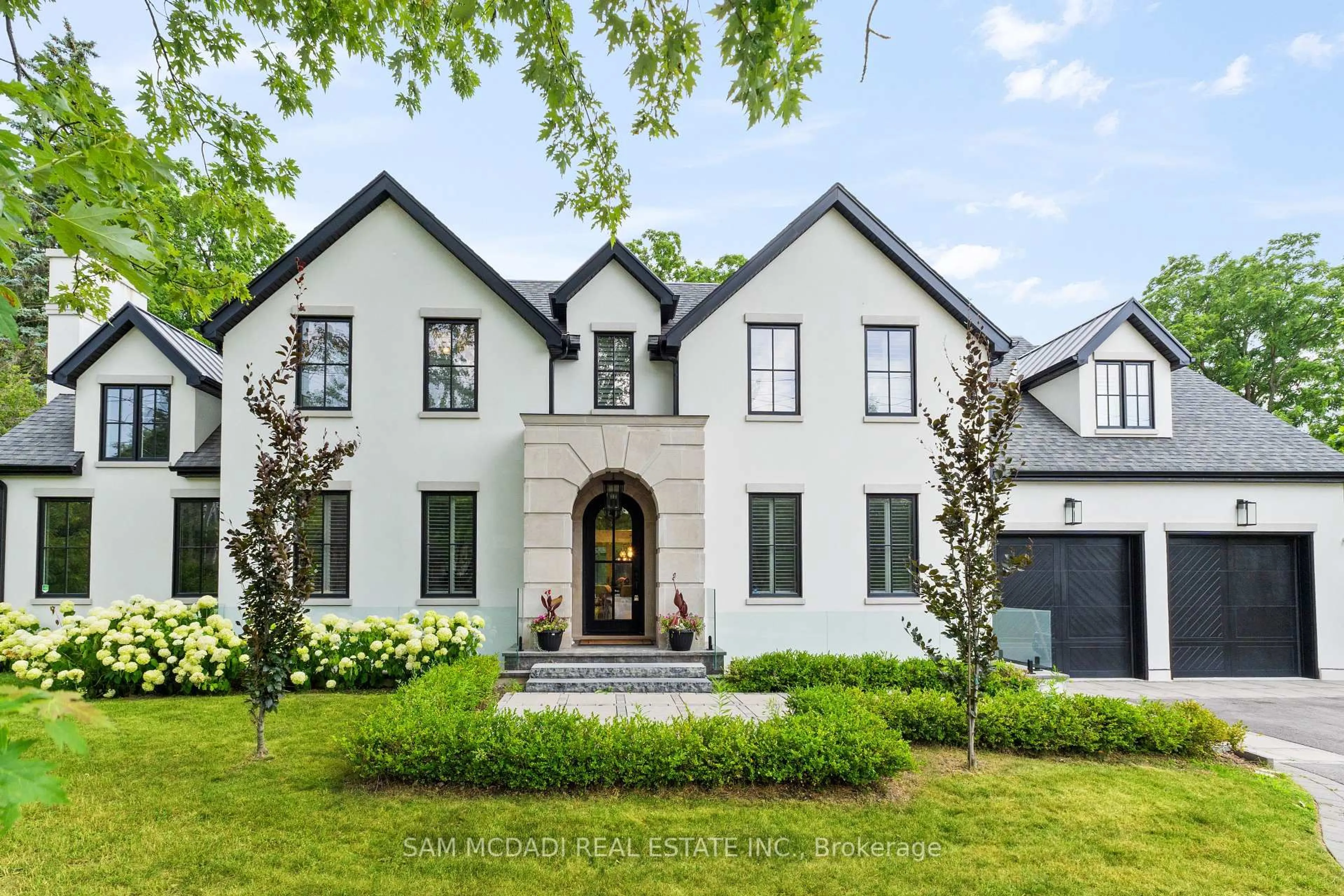 Home with brick exterior material, street for 231 Wedgewood Dr, Oakville Ontario L6J 4R6