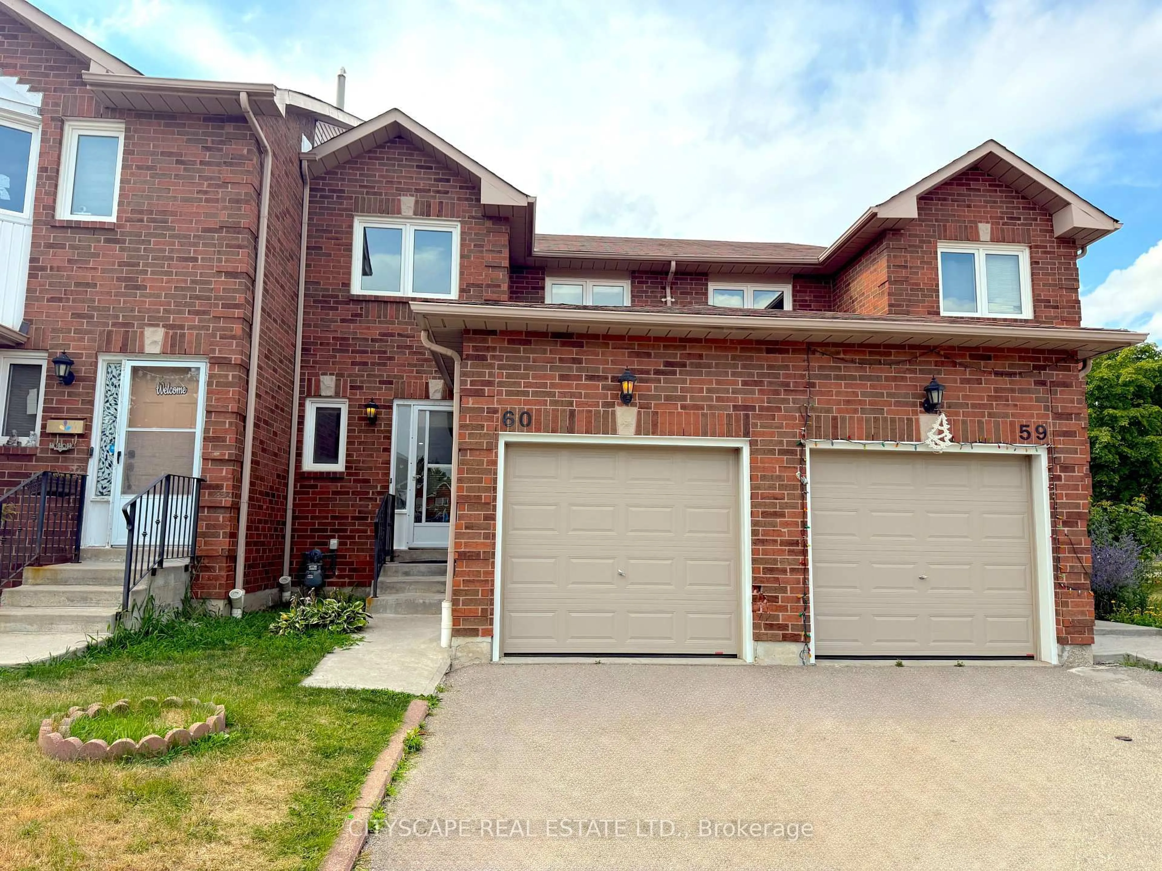 Home with brick exterior material, street for 1484 Torrington Dr #60, Mississauga Ontario L5V 1Y2