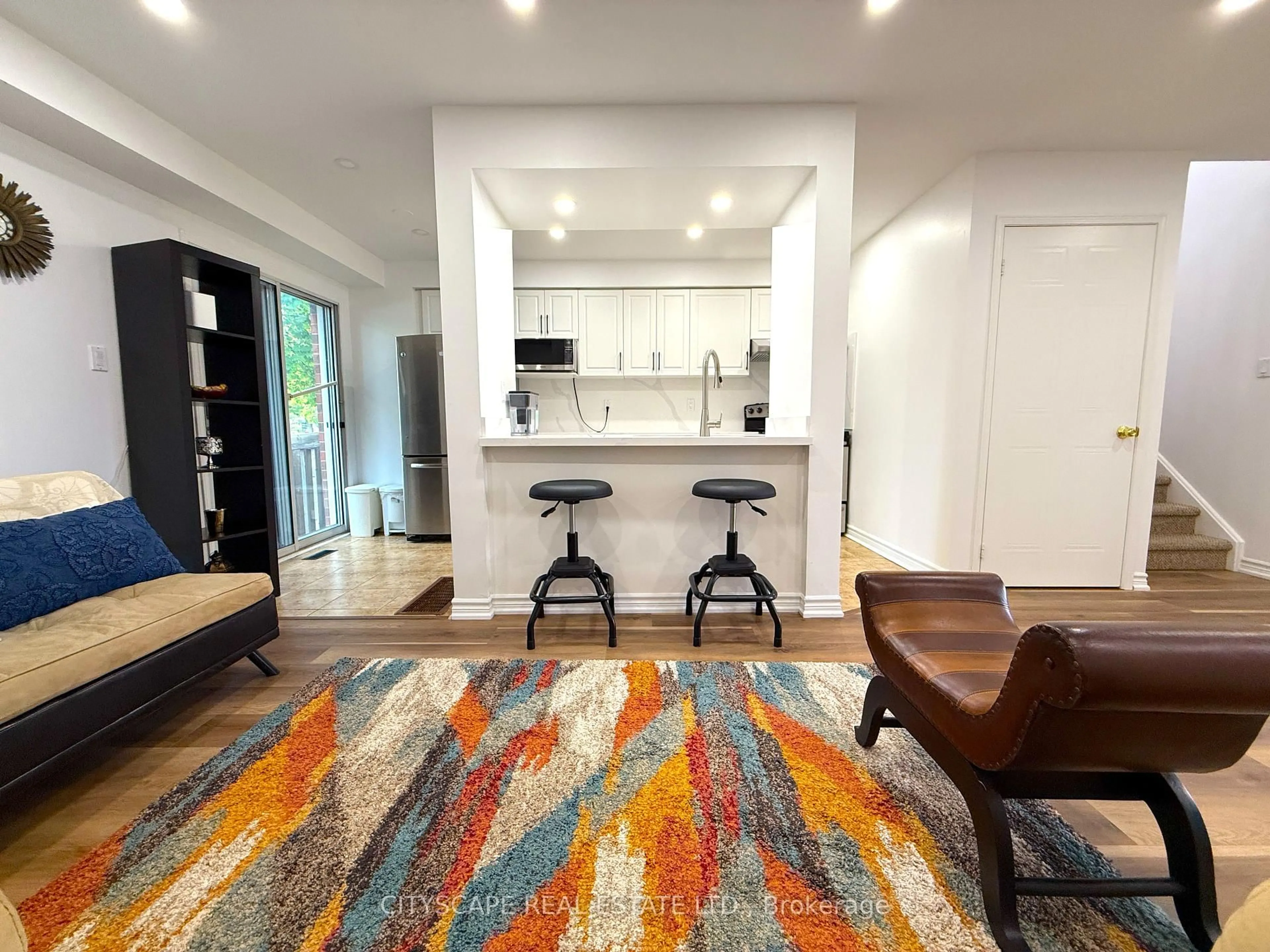 Open concept kitchen, unknown for 1484 Torrington Dr #60, Mississauga Ontario L5V 1Y2