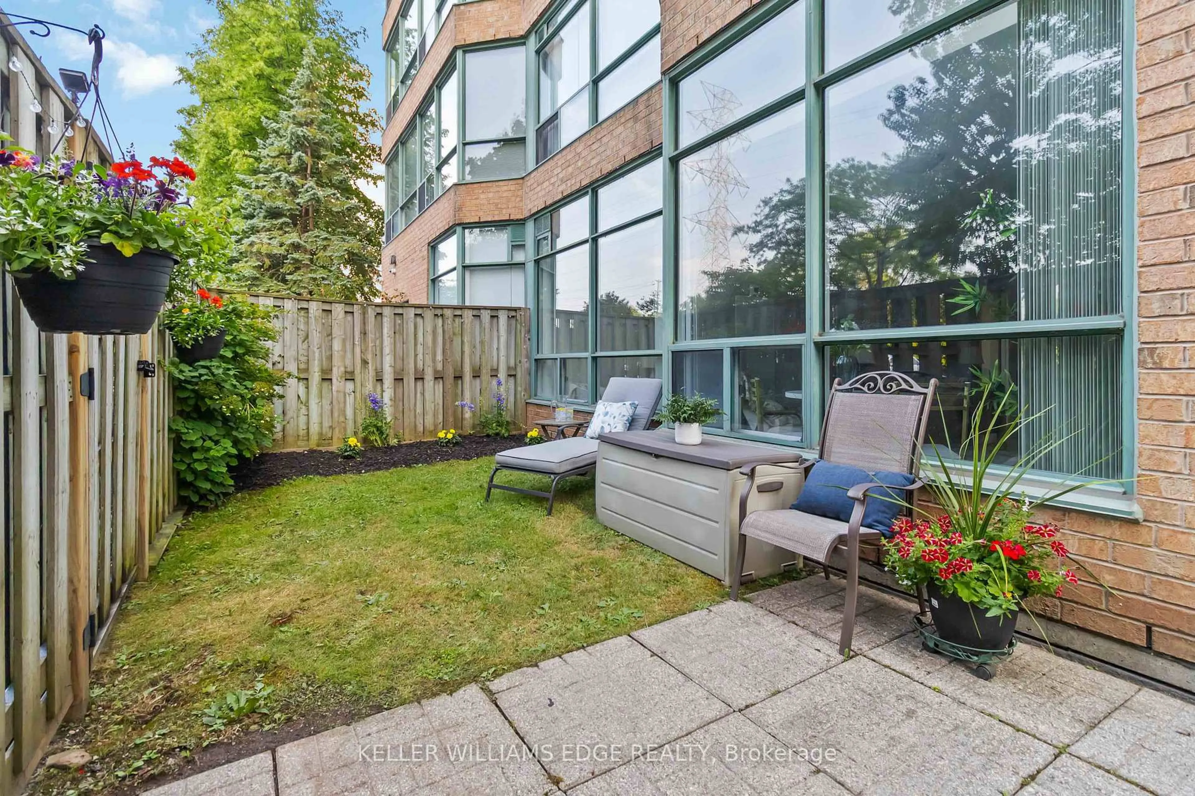 Patio, unknown for 1276 Maple Crossing Blvd #106, Burlington Ontario L7S 2J9