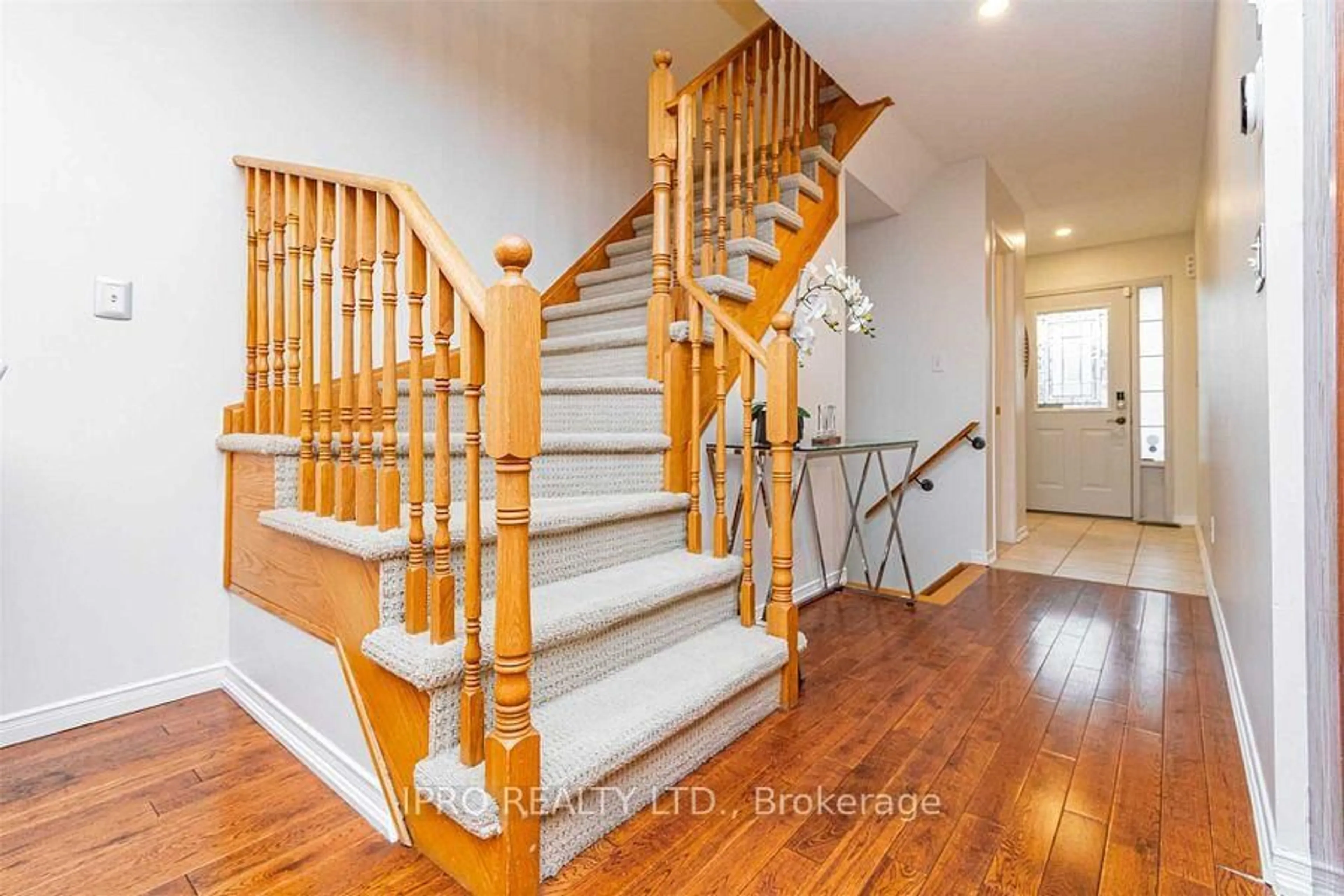 Unknown for 1551 Reeves Gate #3, Oakville Ontario L6M 5C5