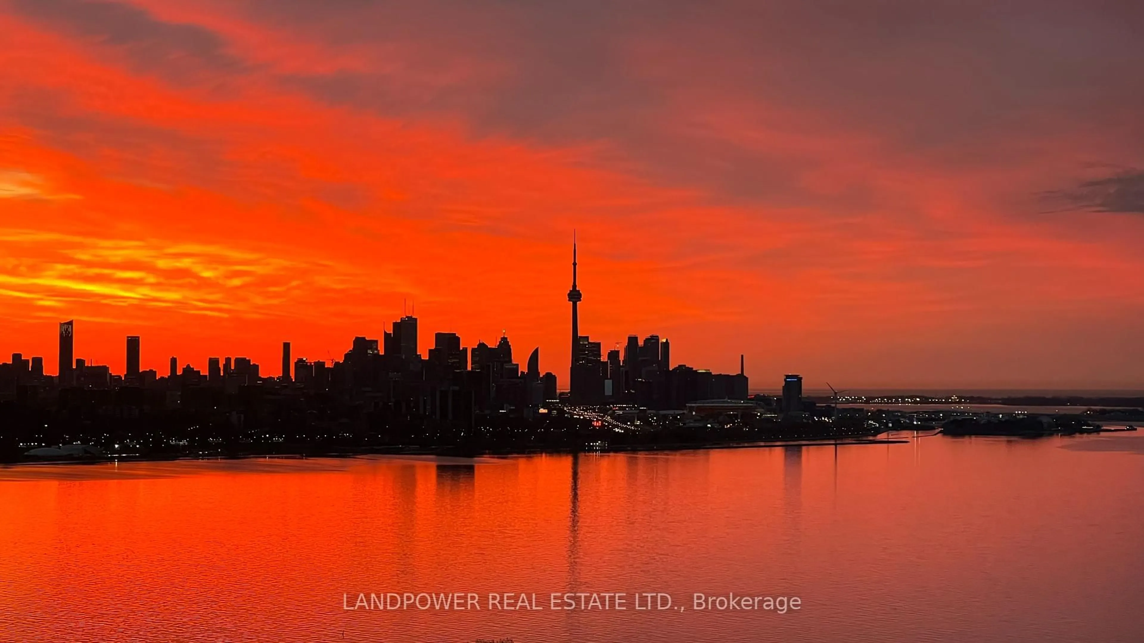 Blurry image for 20 Shore Breeze Dr #2808, Toronto Ontario M8V 0C7