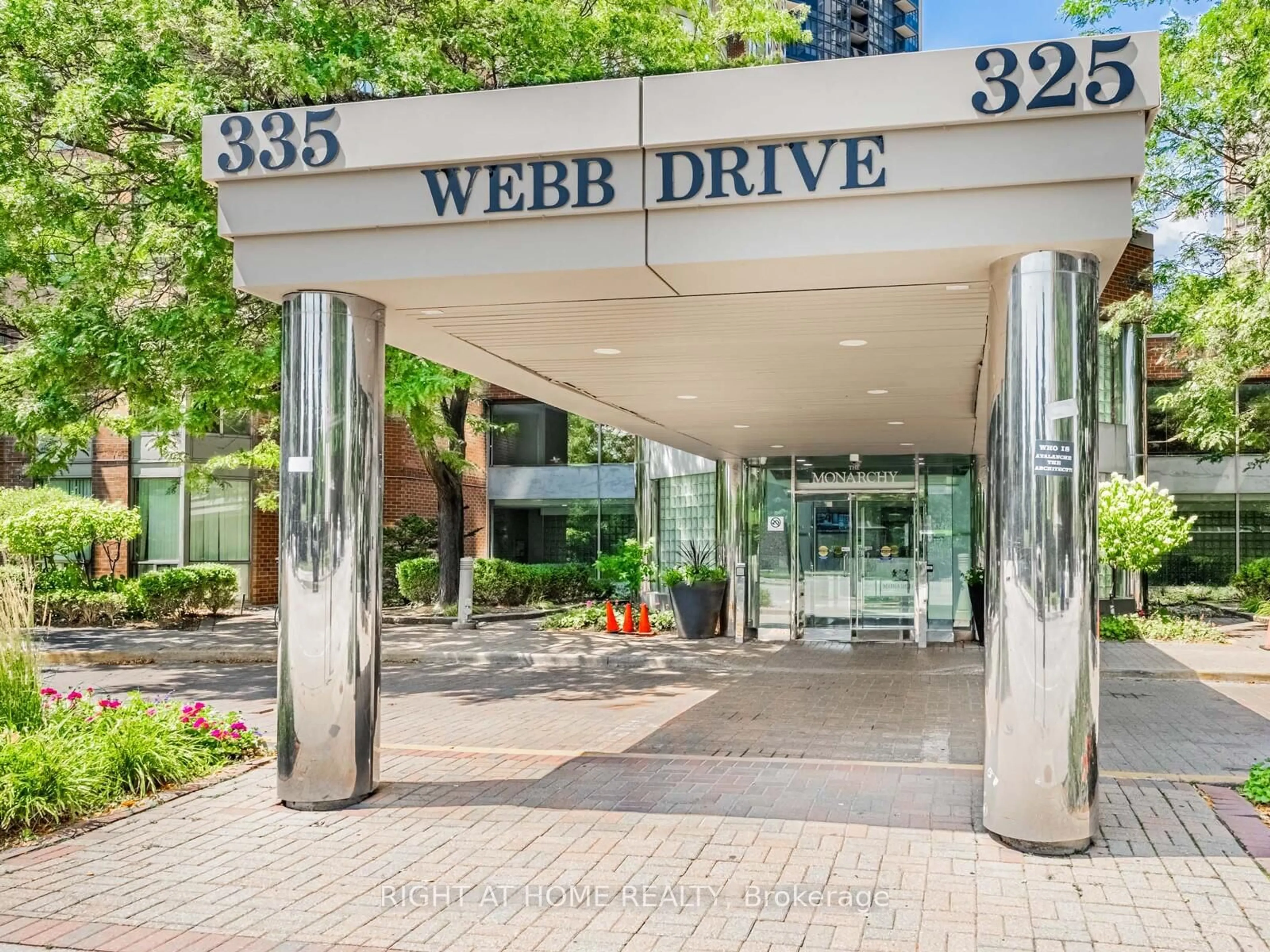 Lobby for 335 Webb Dr #1412, Mississauga Ontario L5B 4A1