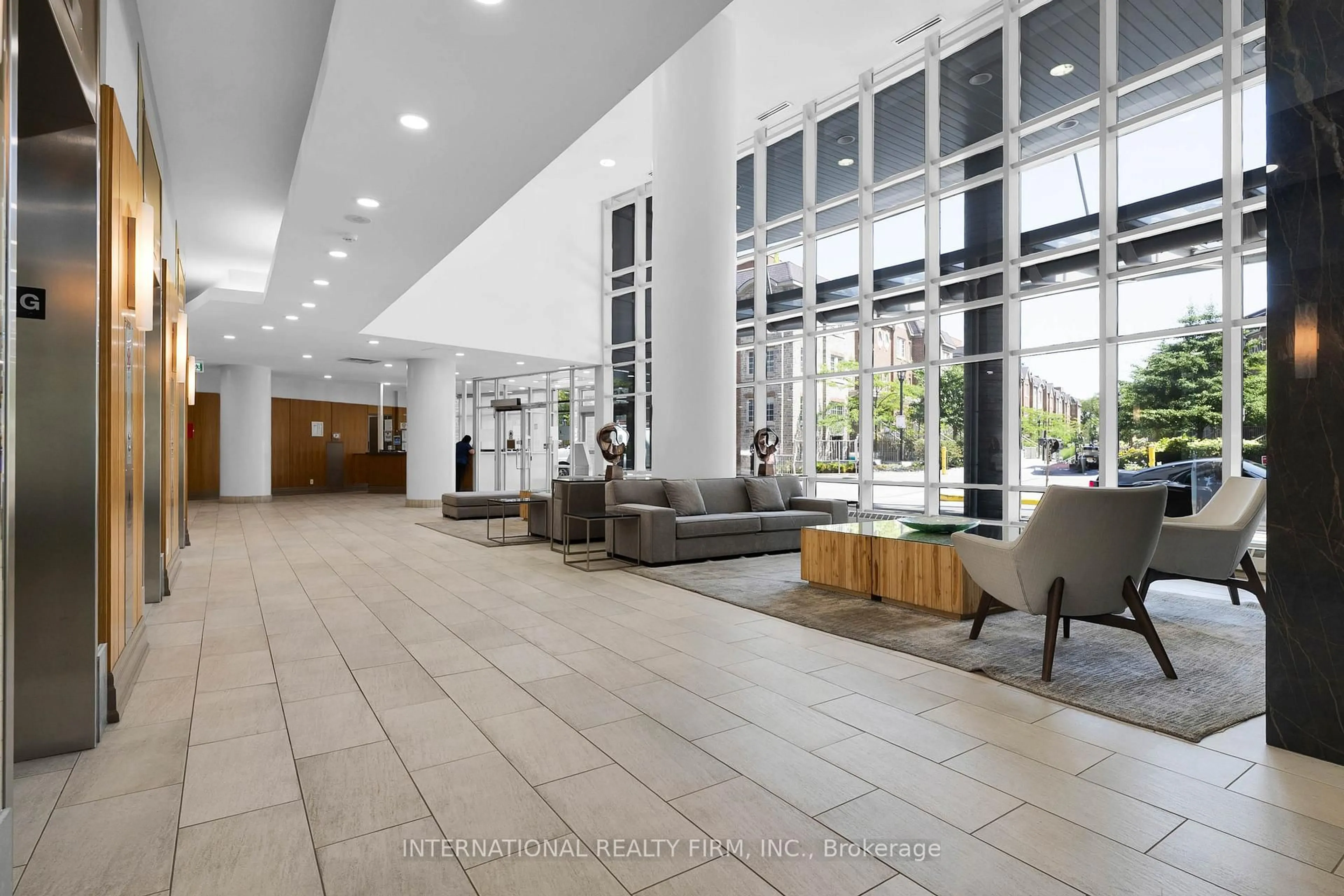 Lobby for 15 Windermere Ave #511, Toronto Ontario M6S 5A2