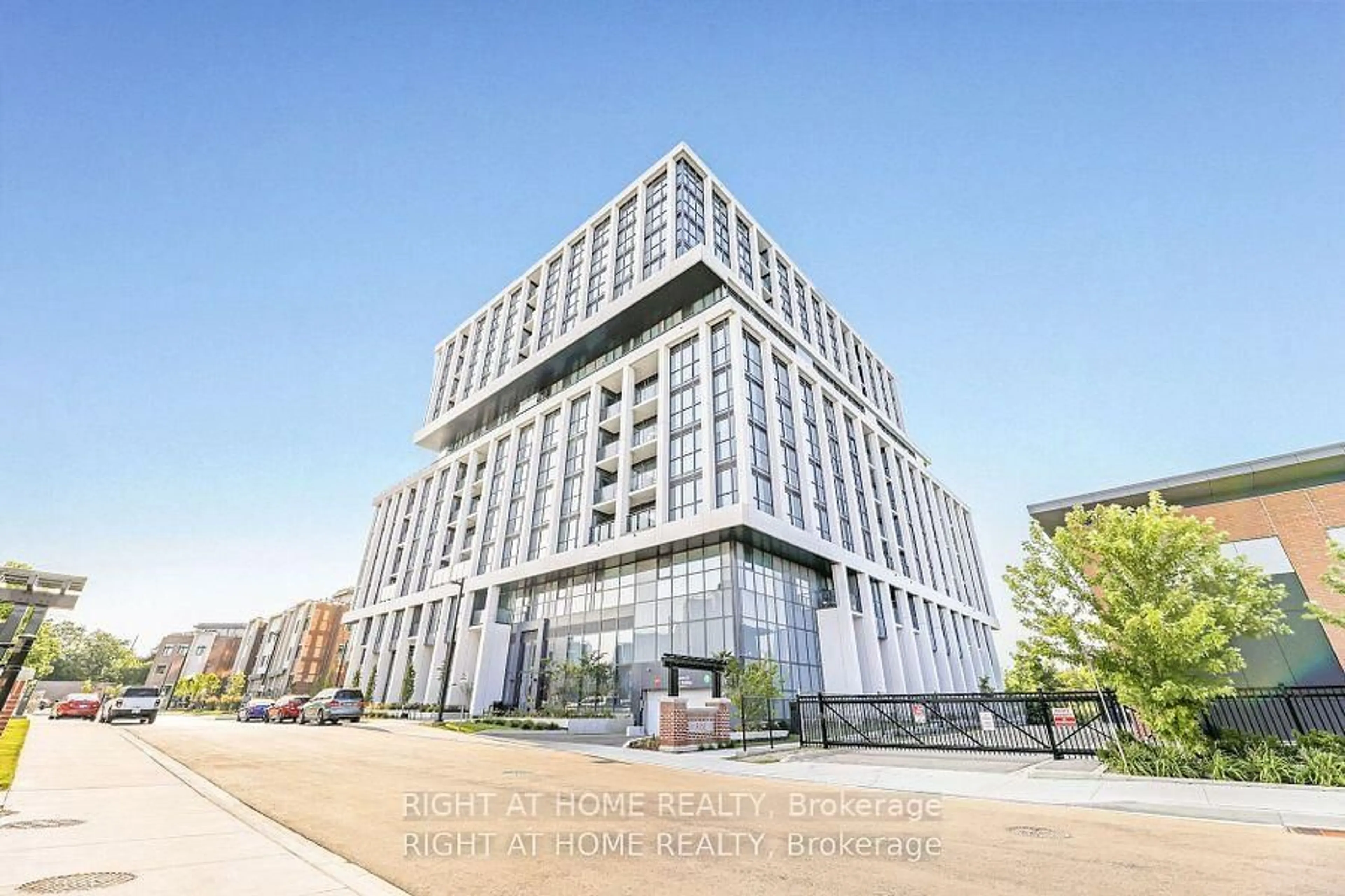 Unknown for 1063 DOUGLAS MCCURDY Common #213, Mississauga Ontario L5G 0C5