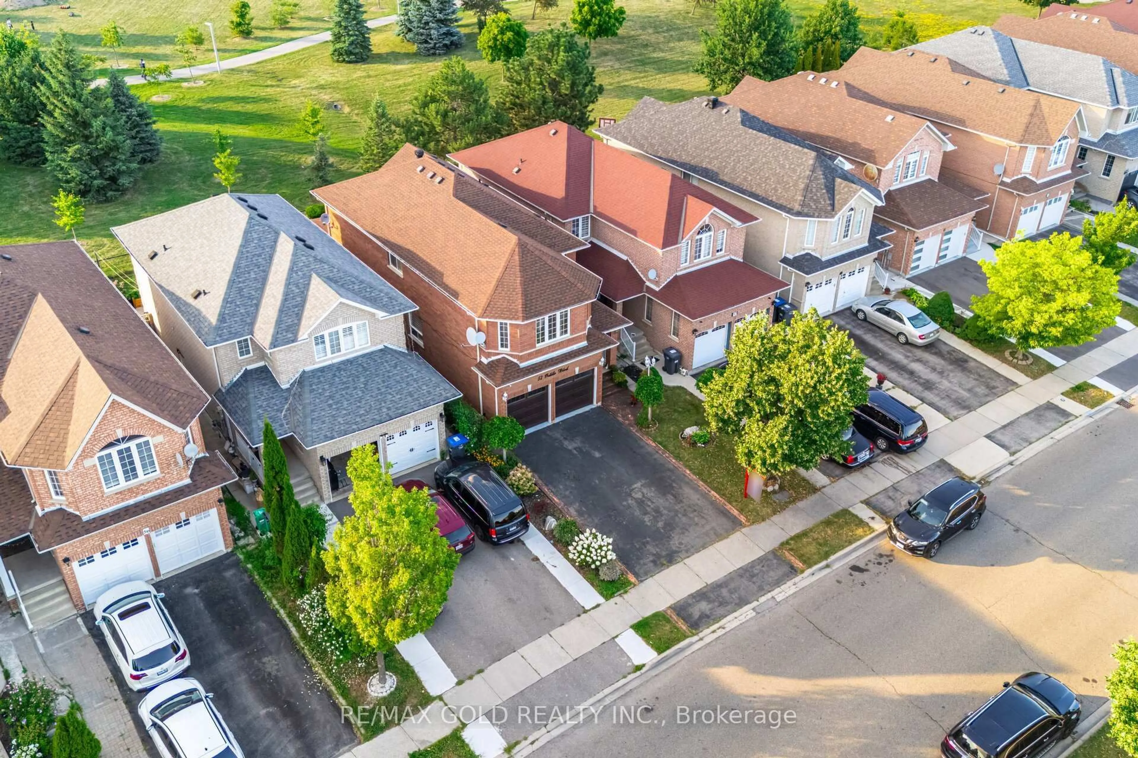 A pic from outside/outdoor area/front of a property/back of a property/a pic from drone, street for 52 Octillo Blvd, Brampton Ontario L6R 2N6