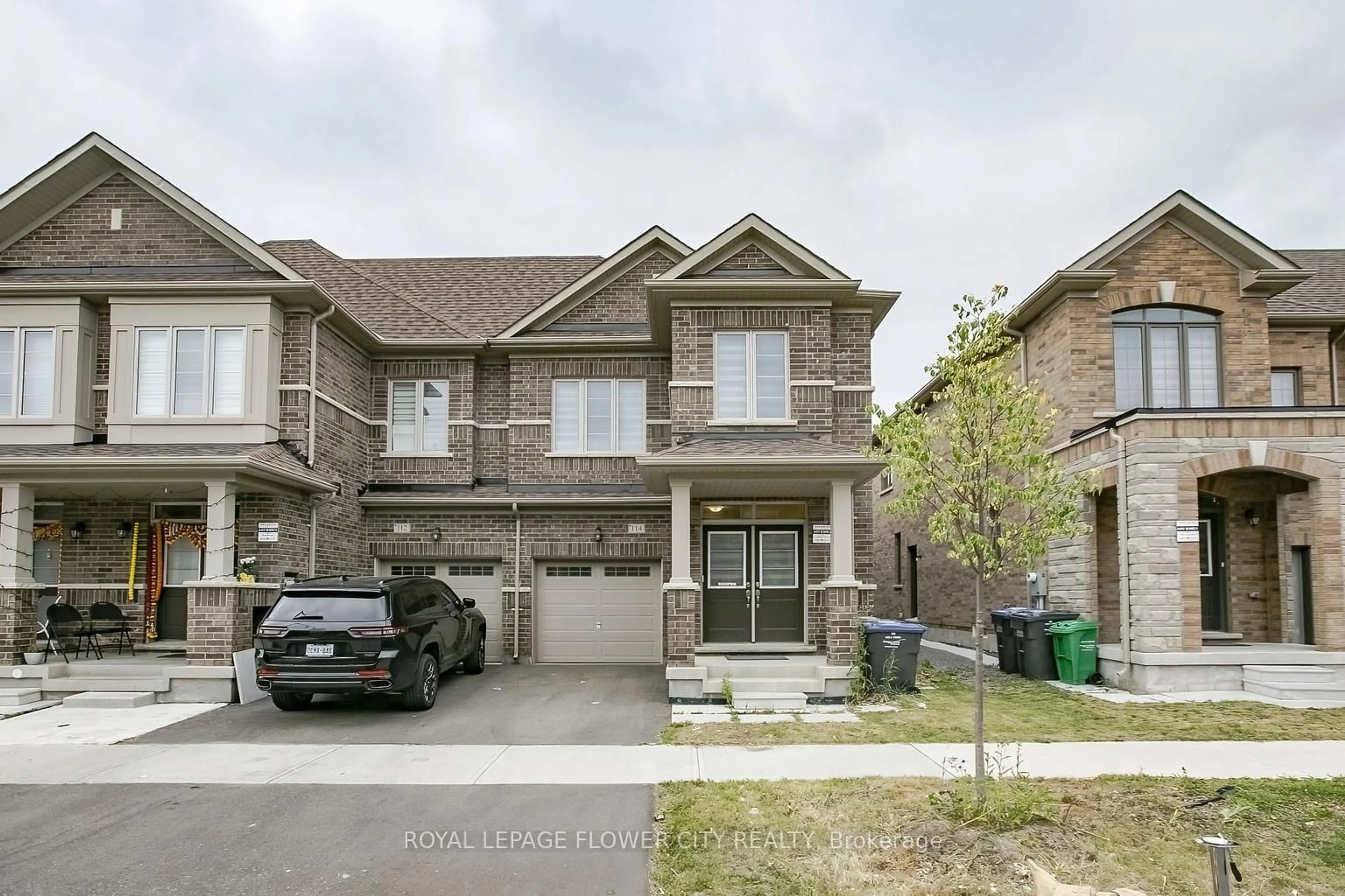 Unknown for 114 Adventura Rd, Brampton Ontario L7A 5A7