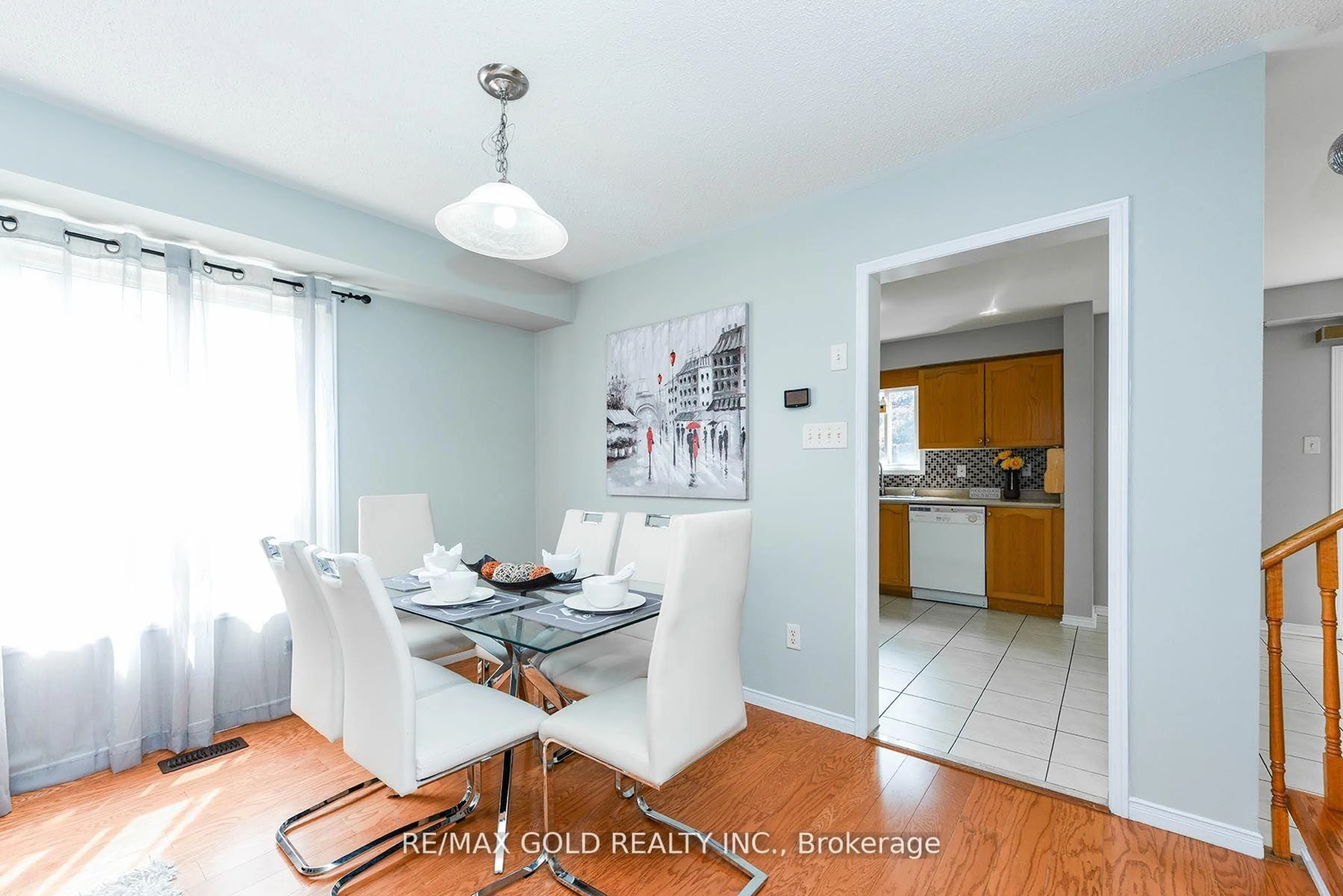 Dining room, unknown for 86 Charleswood Circ, Brampton Ontario L7A 1Z1