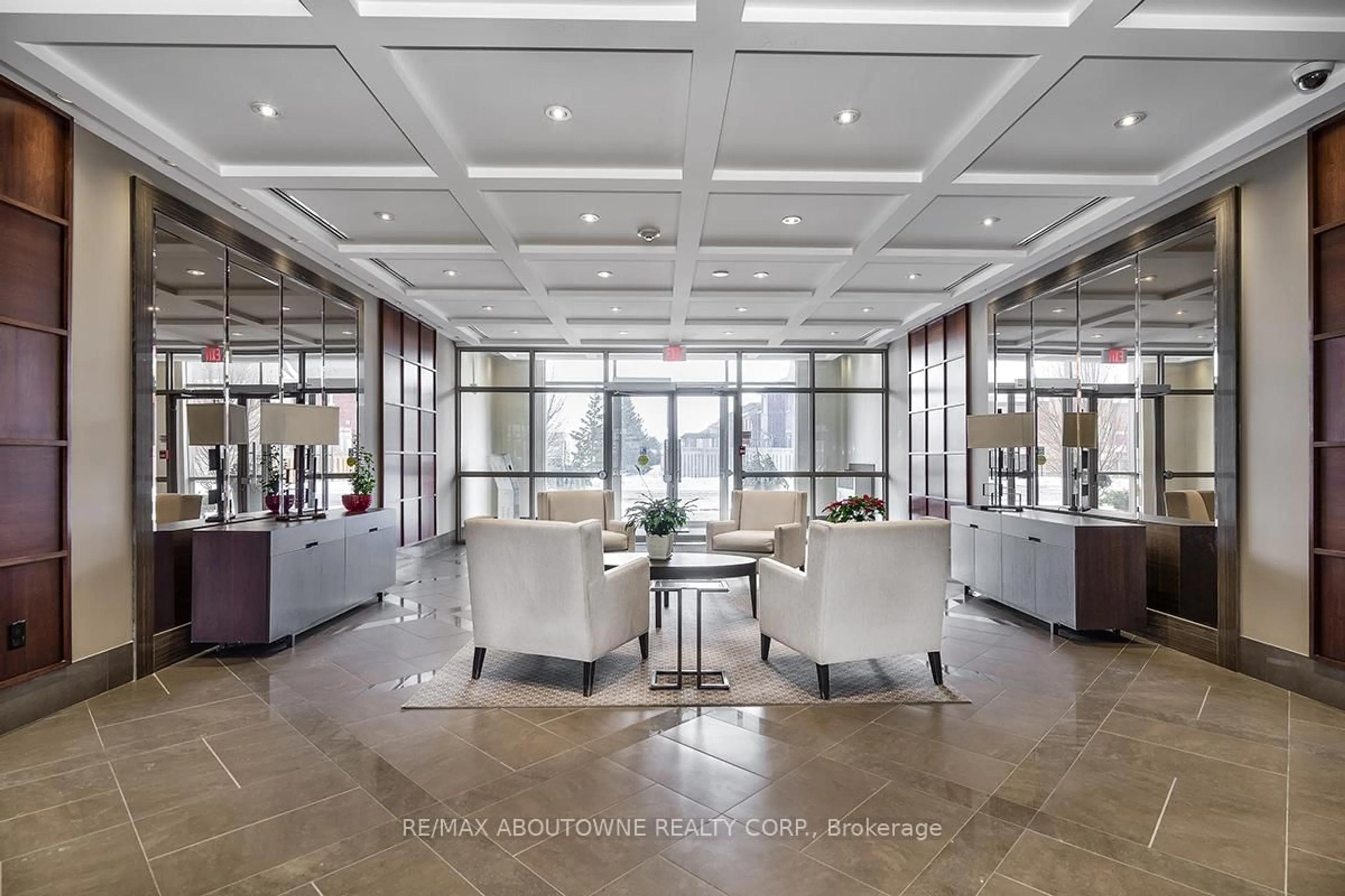 Lobby for 2480 PRINCE MICHAEL Dr #714, Oakville Ontario L6H 0H1