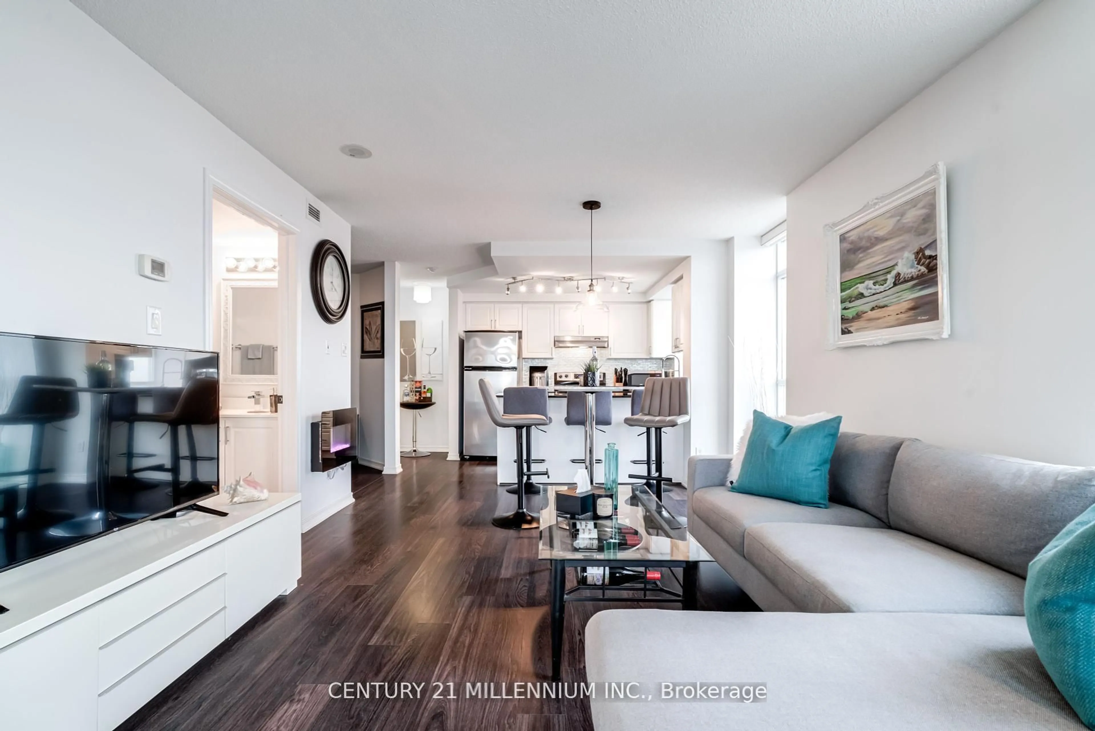 Open concept kitchen, wood/laminate floor for 9 George St #2005, Brampton Ontario L6X 0T6