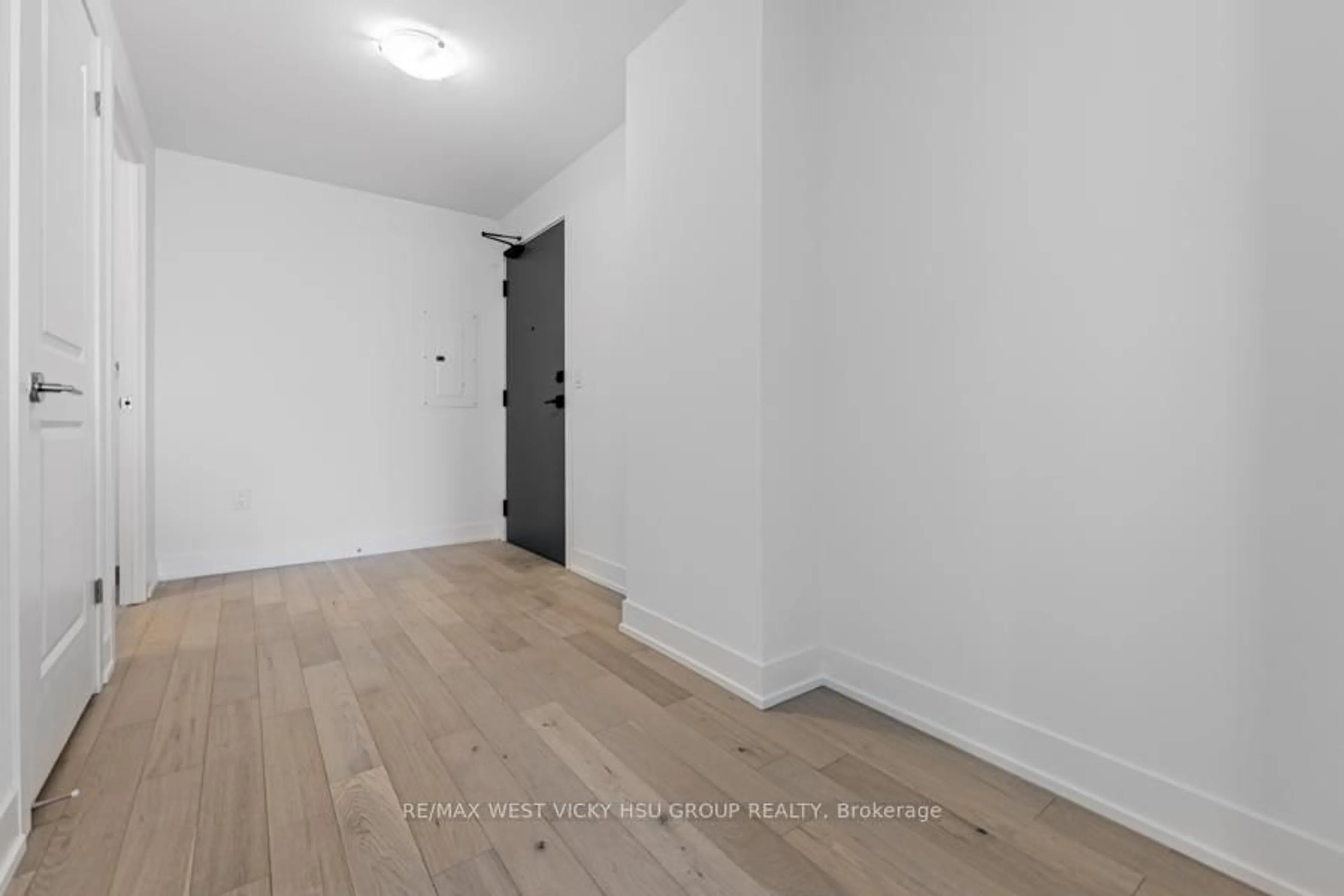 A pic of a room for 1063 Douglas McCurdy Comm Circ #1004, Mississauga Ontario L5G 0C5
