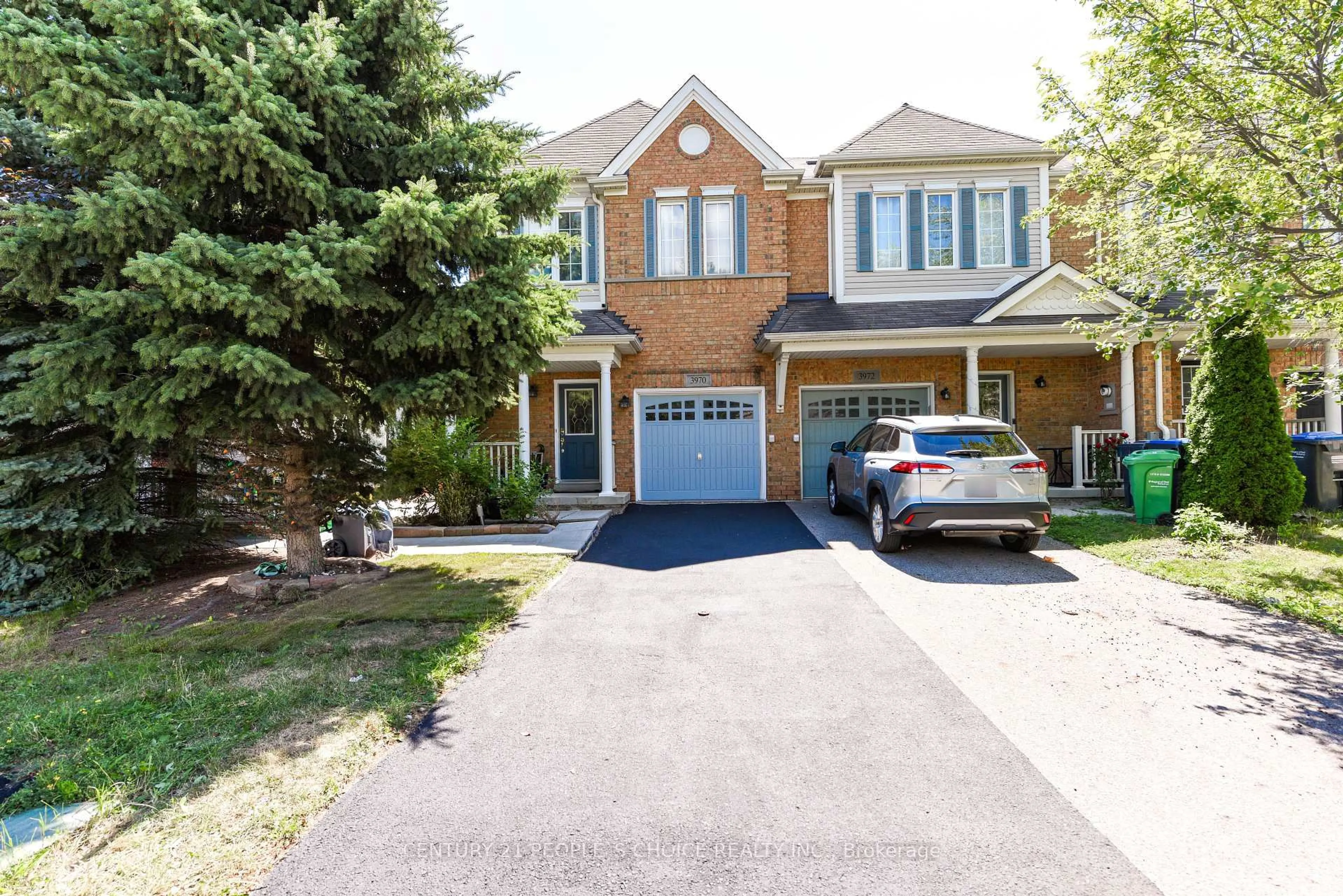 Home with brick exterior material, street for 3970 Stardust Dr, Mississauga Ontario L5M 8A5