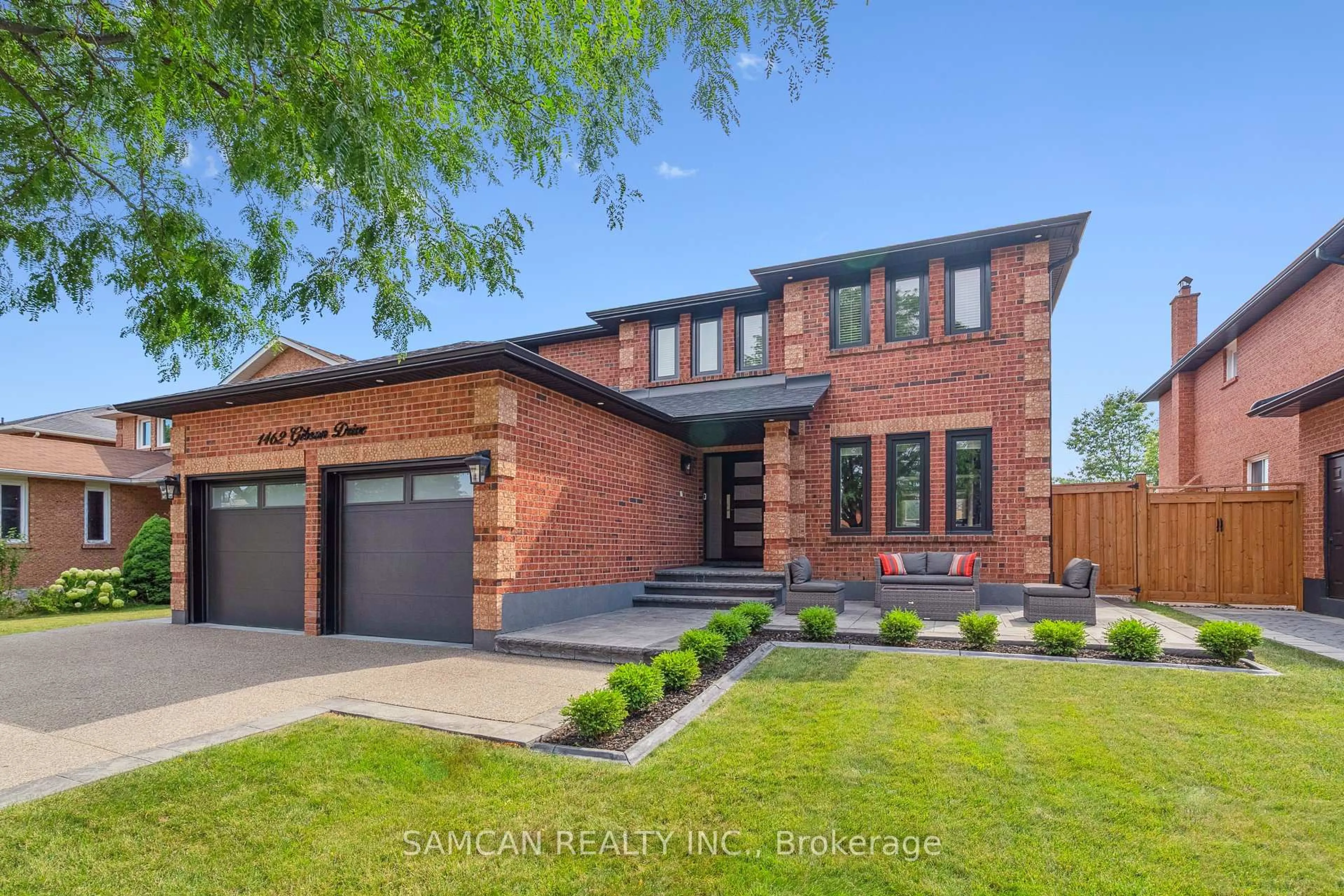 Home with brick exterior material, street for 1462 Gibson Dr, Oakville Ontario L6J 7B6