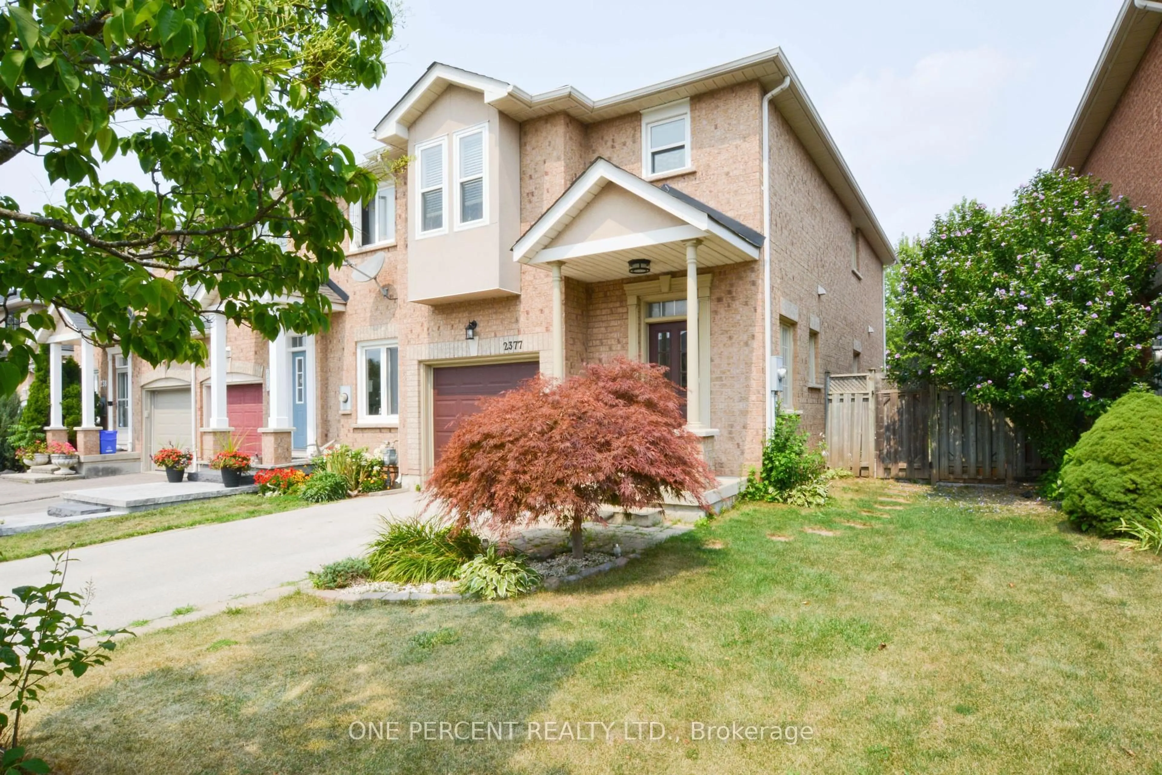 Home with brick exterior material, street for 2377 Dalebrook Dr, Oakville Ontario L6H 6K4