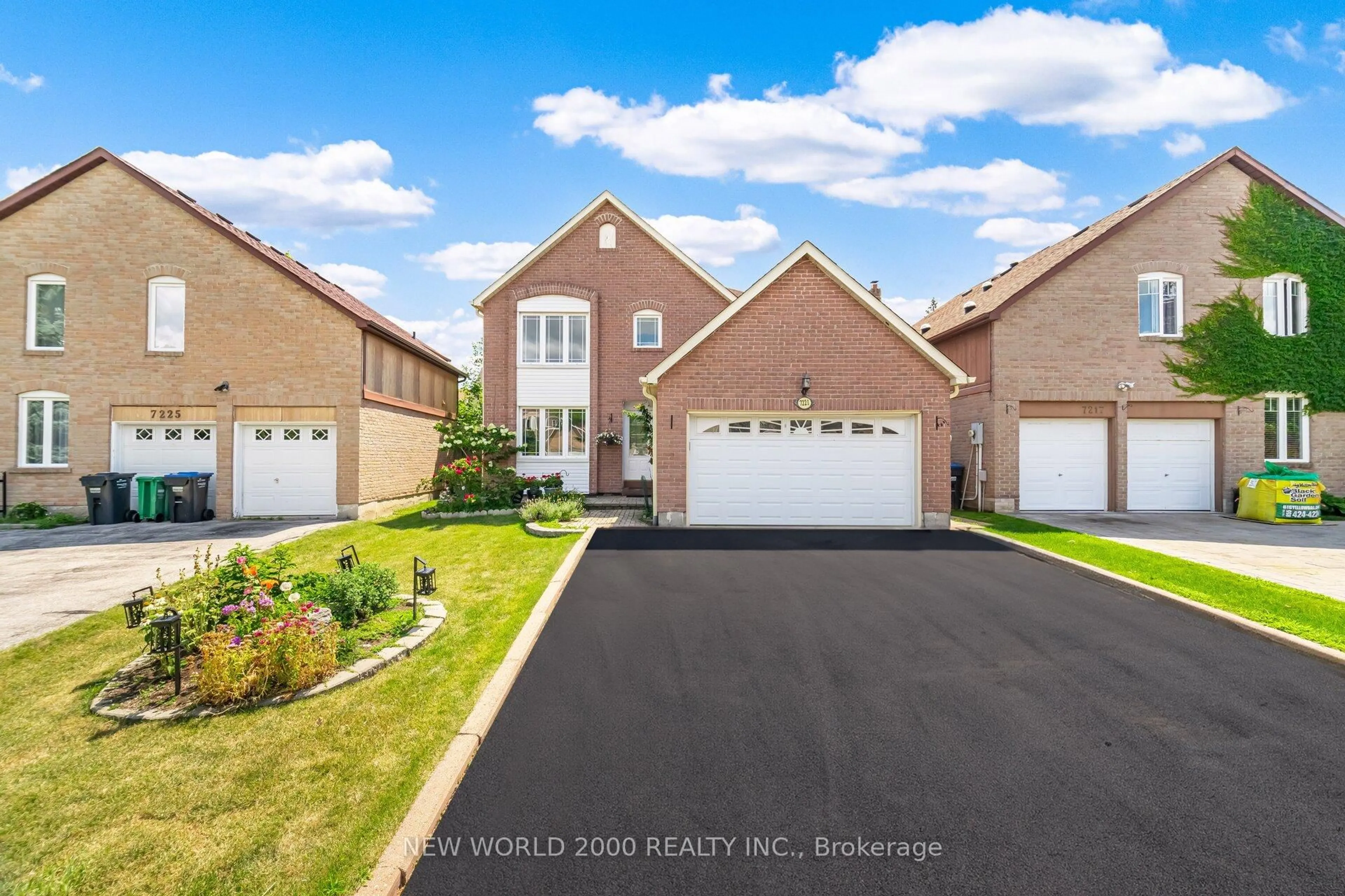 Unknown for 7221 Danton Prom, Mississauga Ontario L5N 5C5