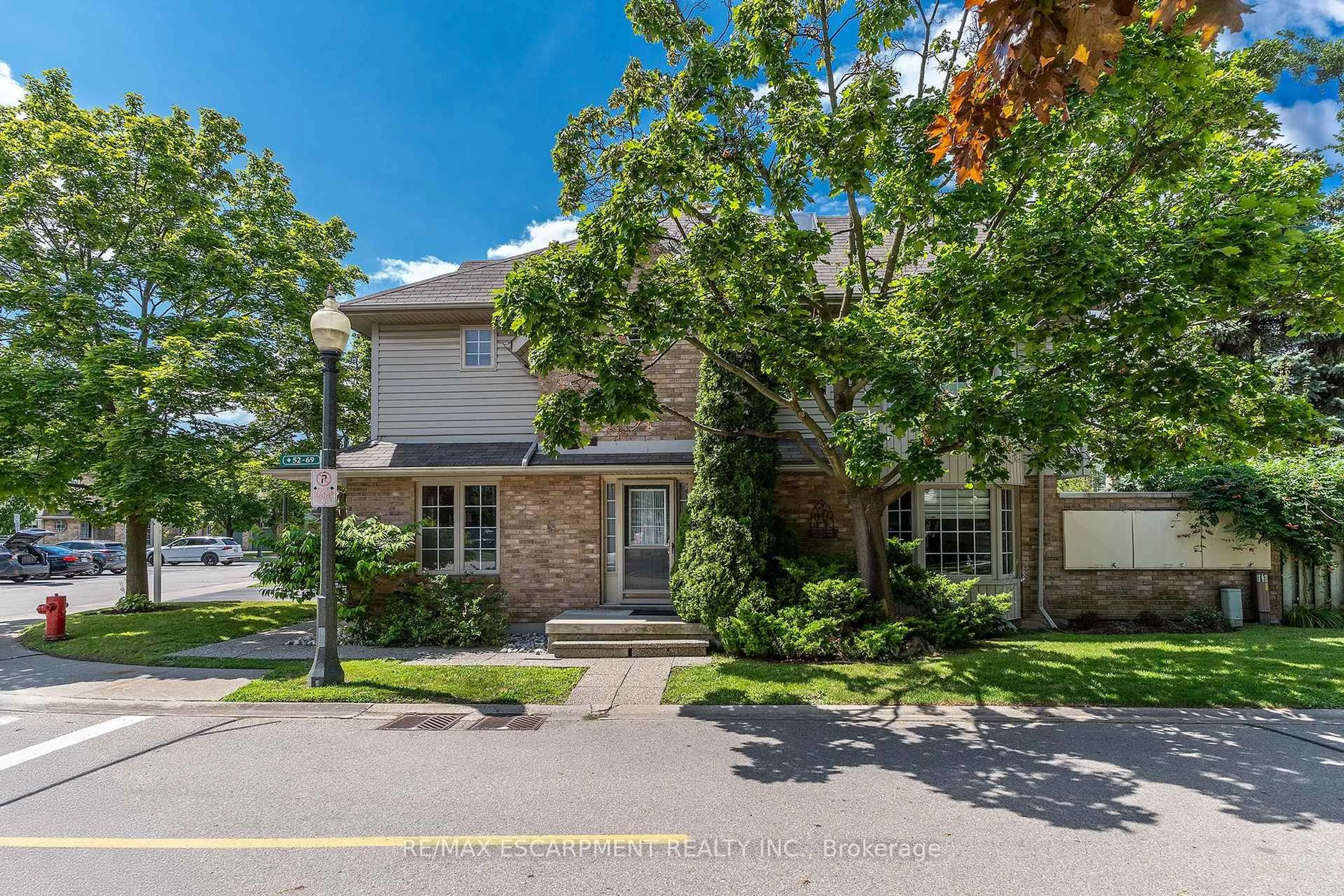 Unknown for 3333 New St #74, Burlington Ontario L7N 1N1