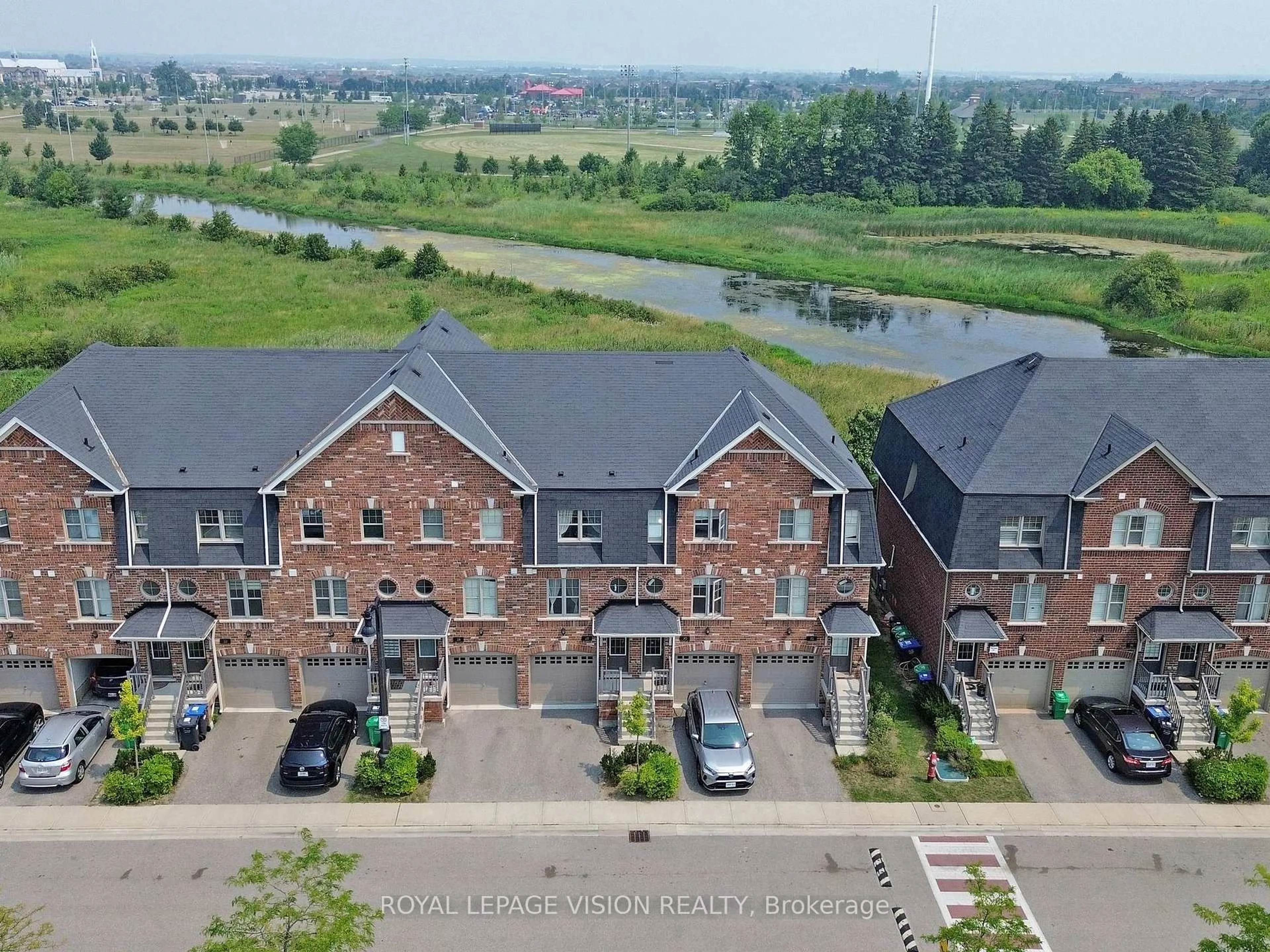 A pic from outside/outdoor area/front of a property/back of a property/a pic from drone, water/lake/river/ocean view for 28 Soldier St, Brampton Ontario L7A 4B6