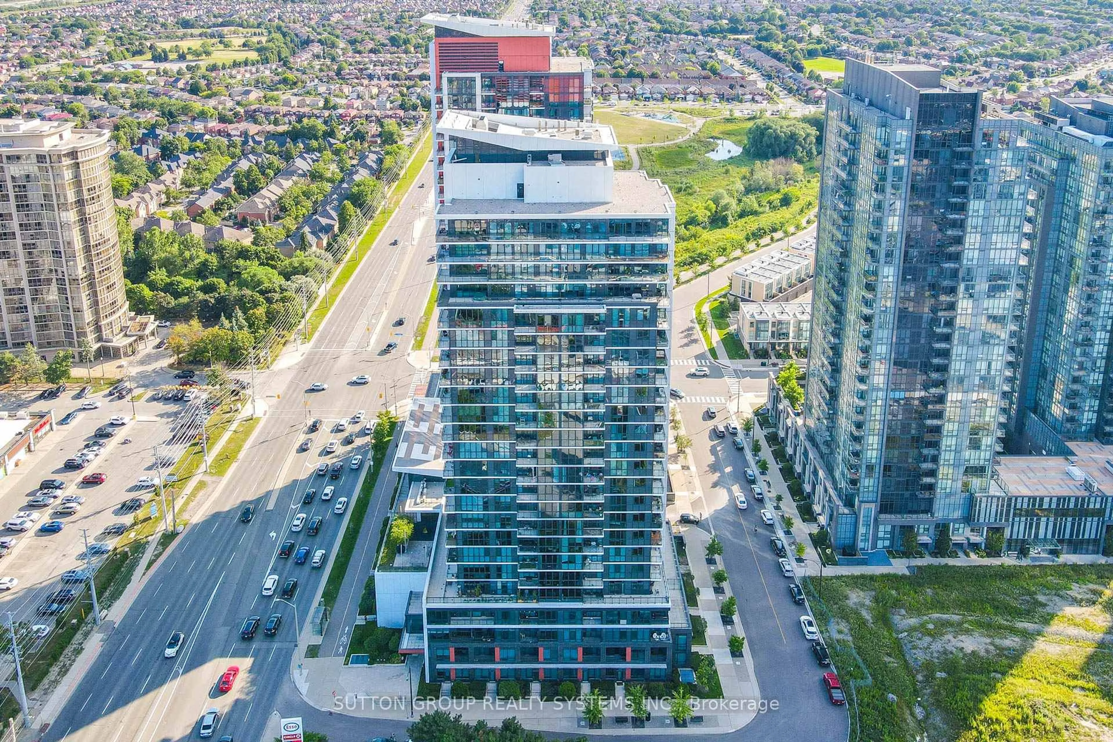 A pic from outside/outdoor area/front of a property/back of a property/a pic from drone, city buildings view from balcony for 55 Eglinton Ave #104, Mississauga Ontario L5R 0E4