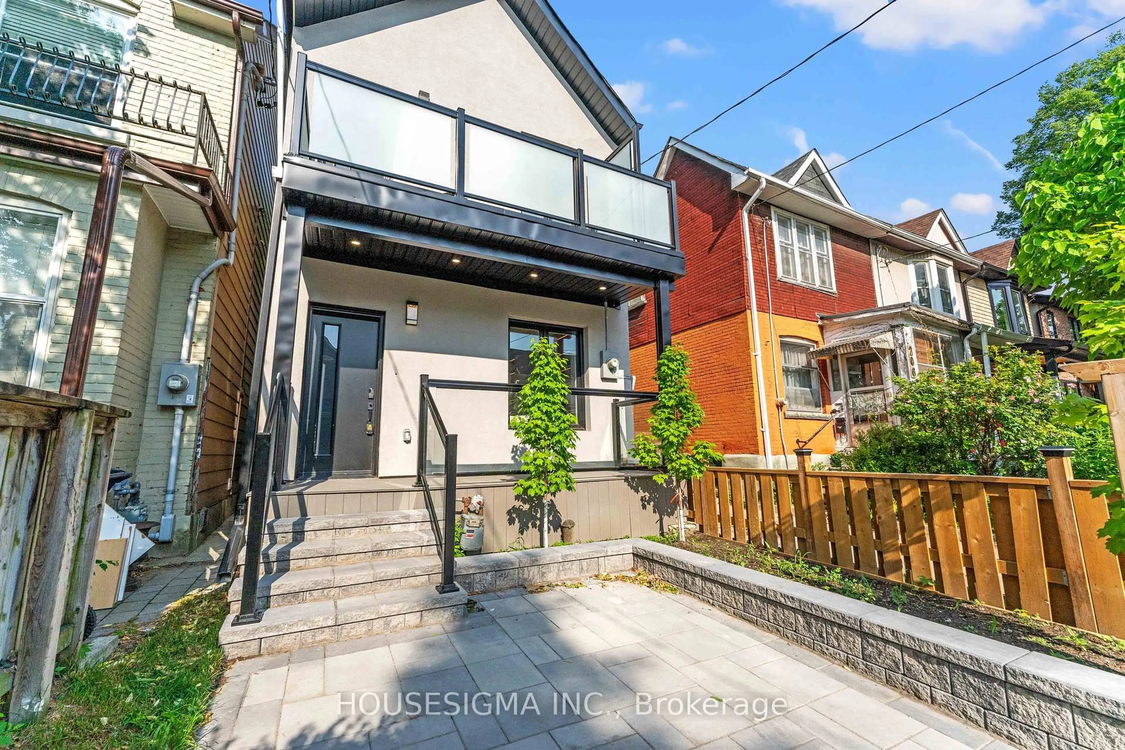 Unknown for 204 Franklin Ave, Toronto Ontario M6P 3Z3