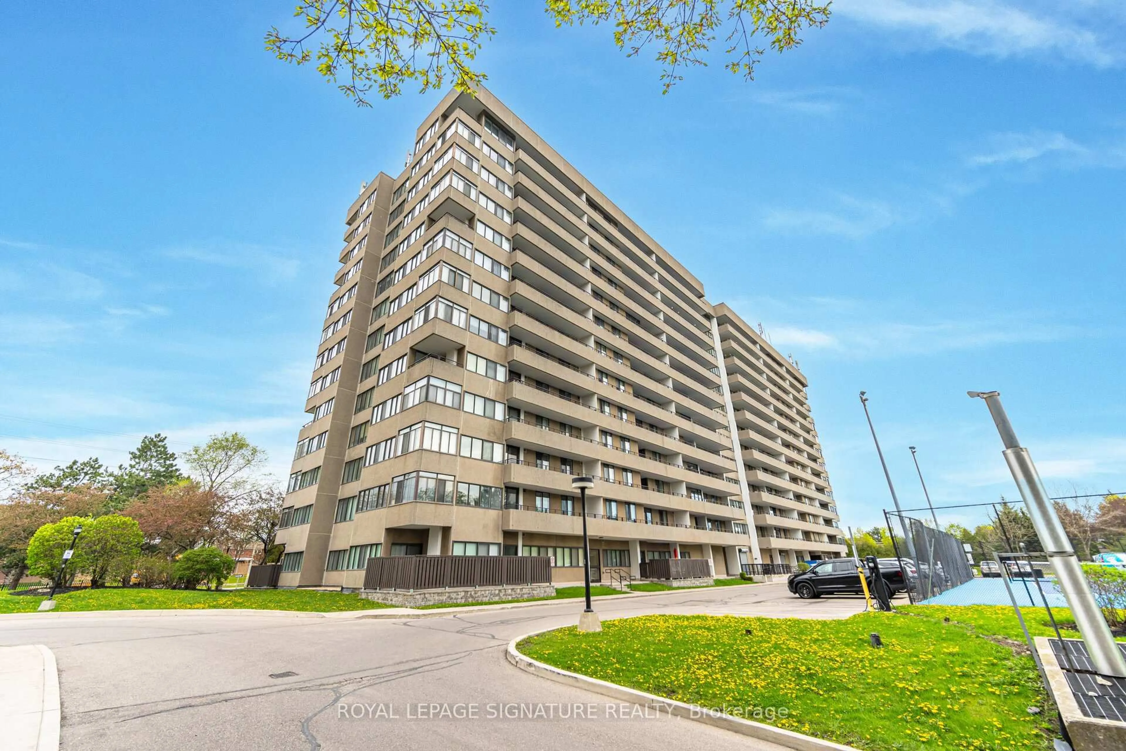 Unknown for 1300 Mississauga Valley Blvd #211, Mississauga Ontario L5A 3S8