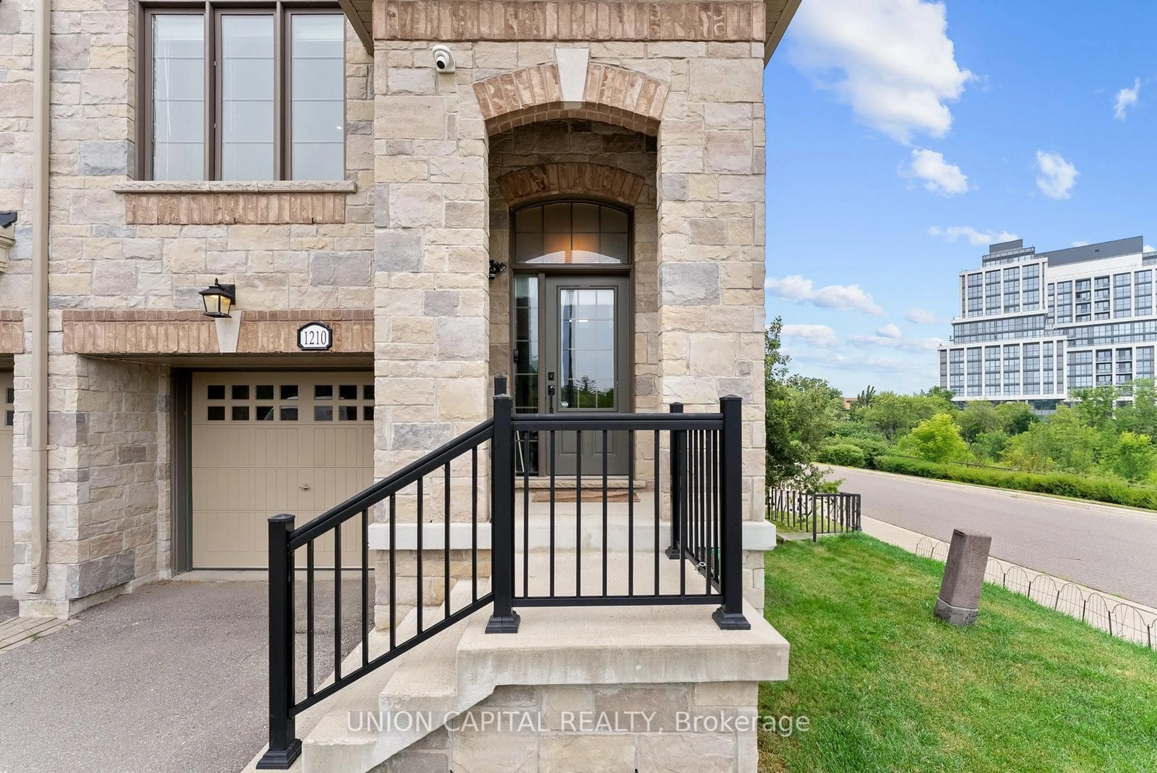 Unknown for 1210 Beachcomber Rd, Mississauga Ontario L5G 0B5