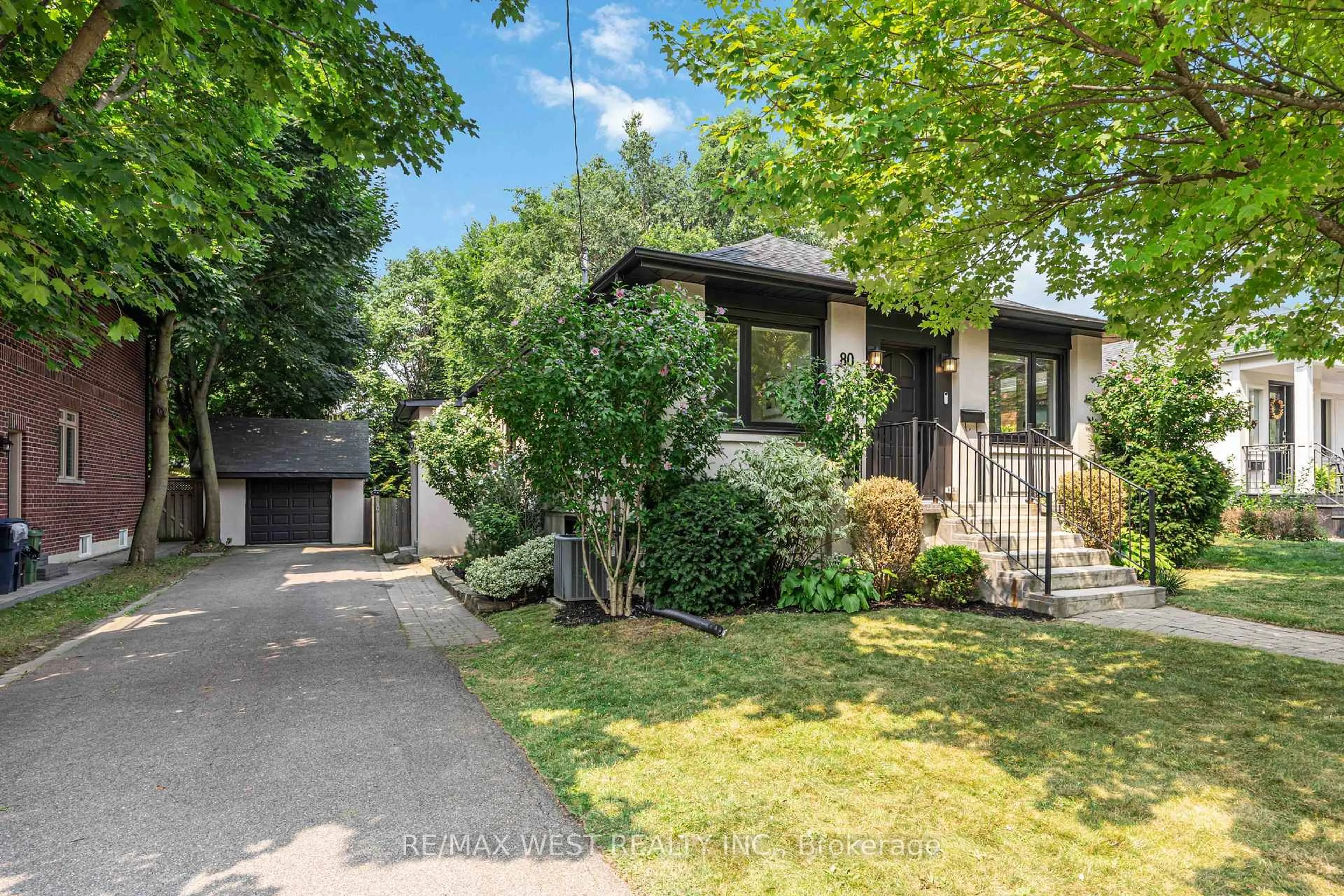 A pic from outside/outdoor area/front of a property/back of a property/a pic from drone, street for 80 Thirty Ninth St, Toronto Ontario M8W 3M7