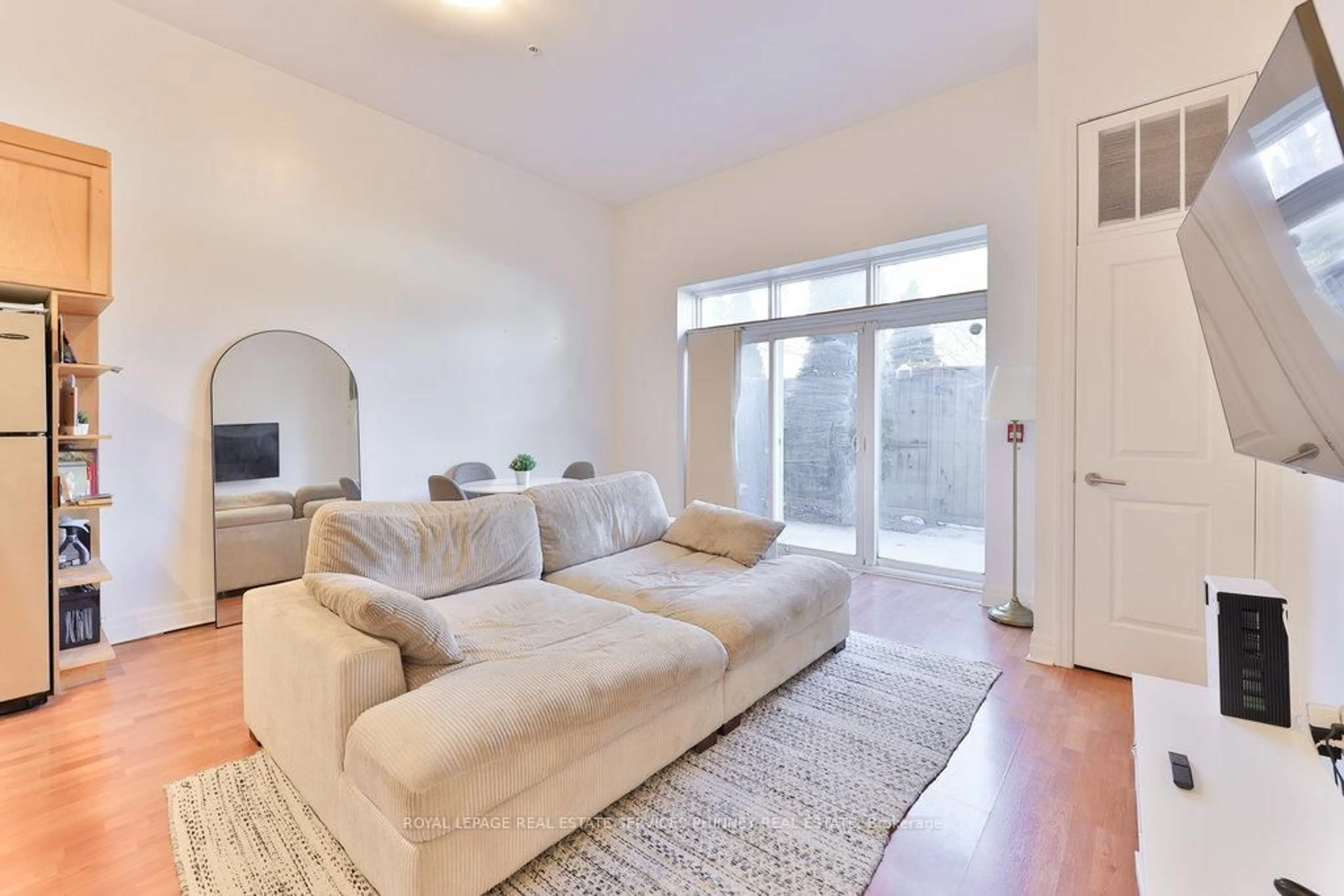 Living room with furniture, unknown for 459 Kerr St #105, Oakville Ontario L6K 3C2