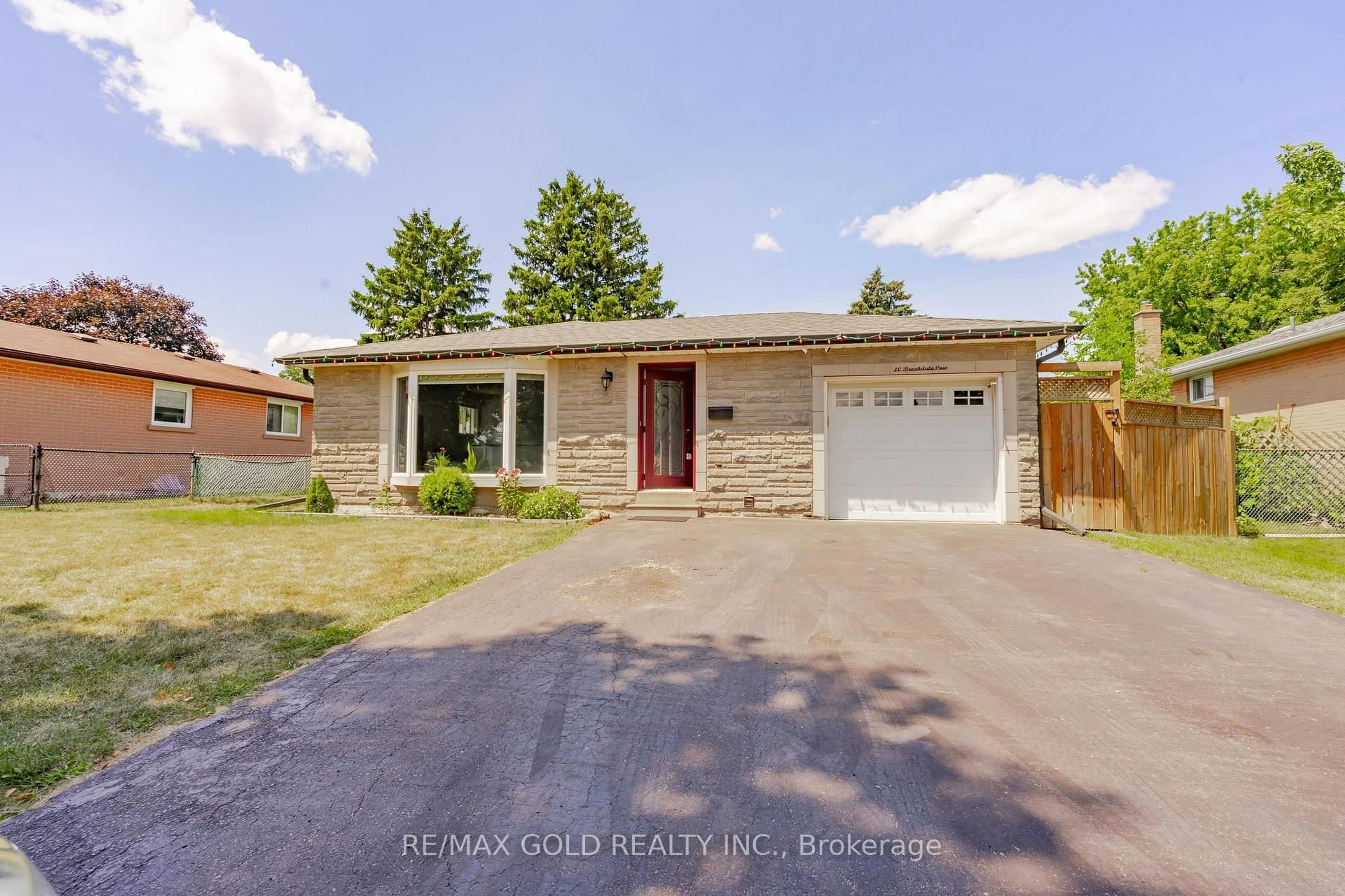 Home with brick exterior material, street for 10 Brookdale Cres, Brampton Ontario L6T 1M7