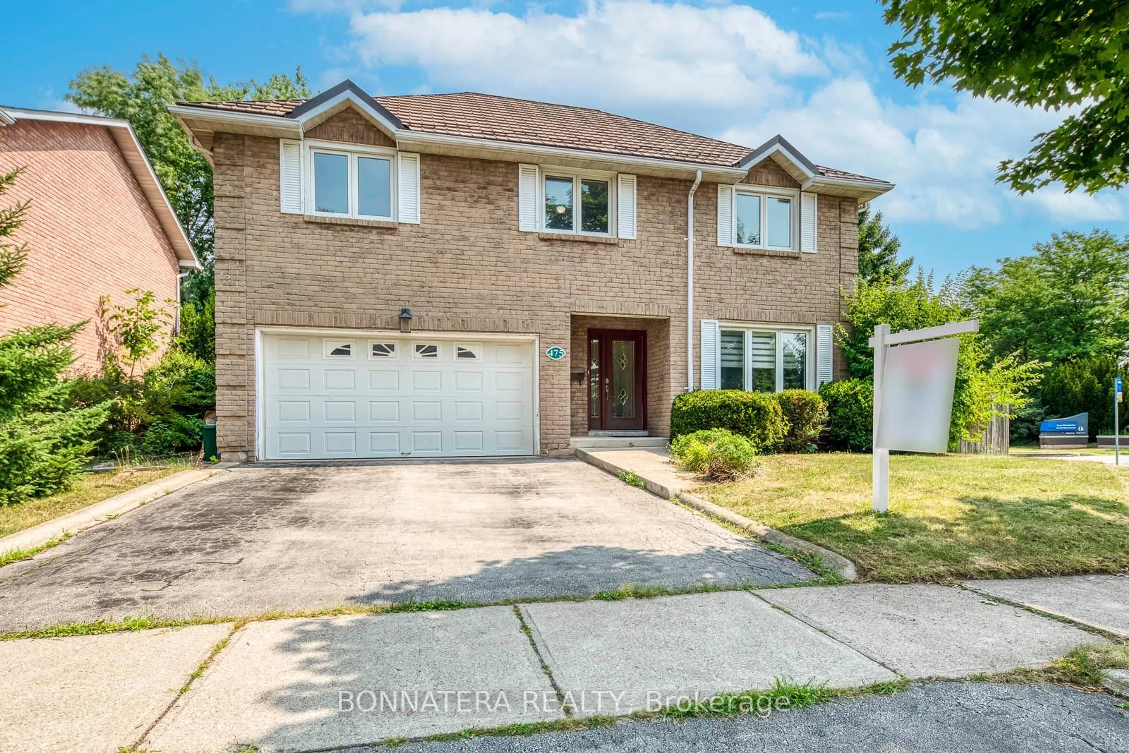 Home with brick exterior material, street for 475 Underwood Cres, Oakville Ontario L6L 5P1