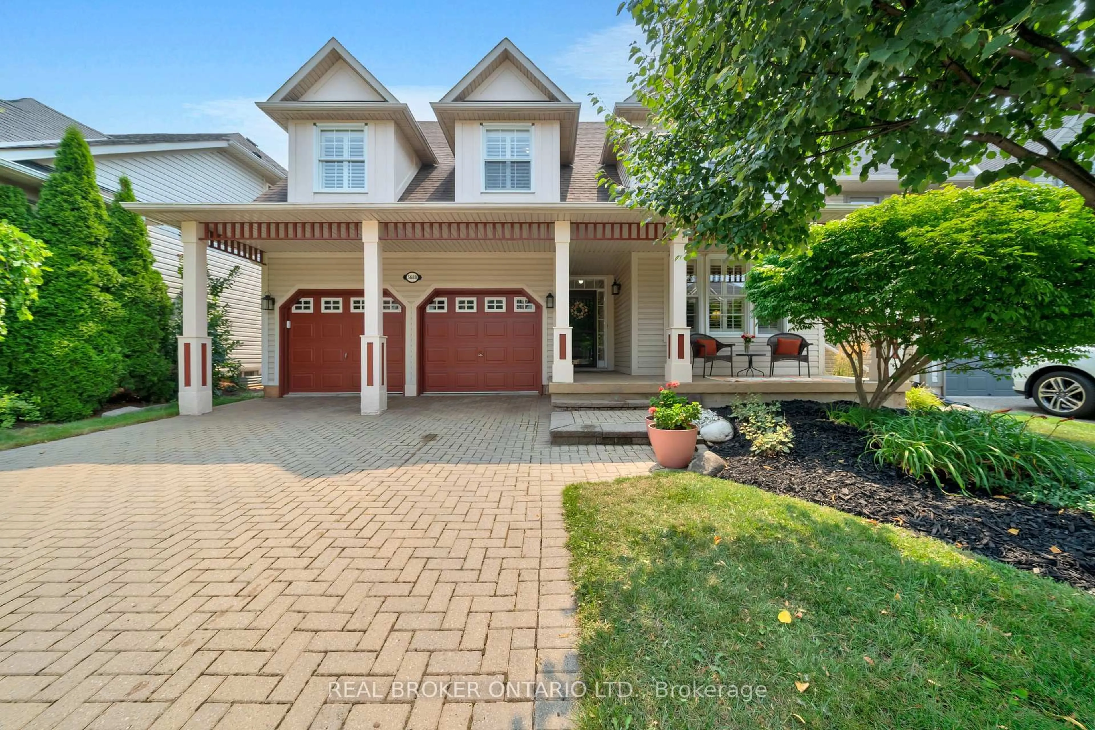 Home with brick exterior material, street for 5689 Roseville Crt, Burlington Ontario L7L 6V3