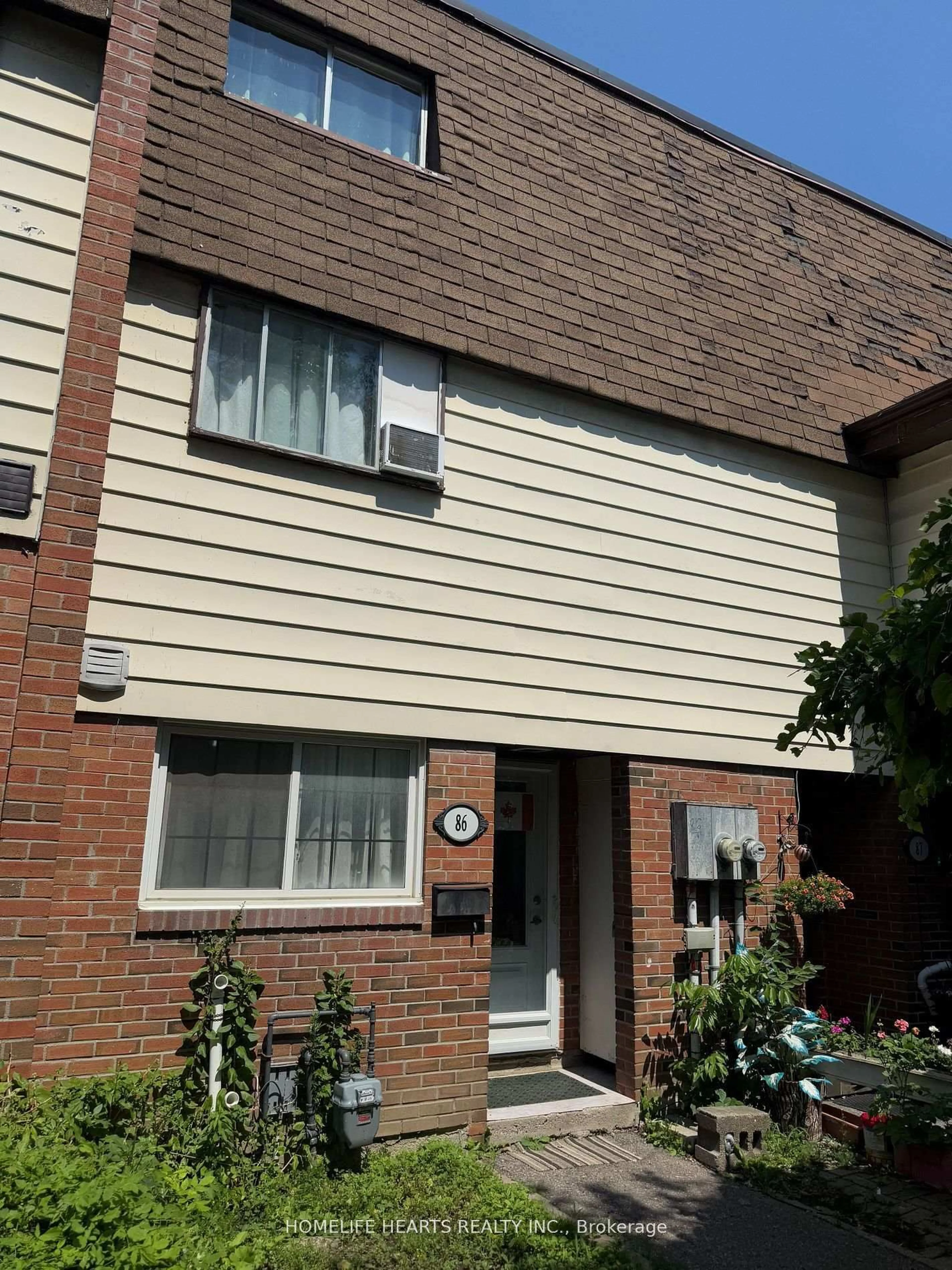 Home with brick exterior material, street for 180 Mississauga Valley Blvd #86, Mississauga Ontario L5A 3M2