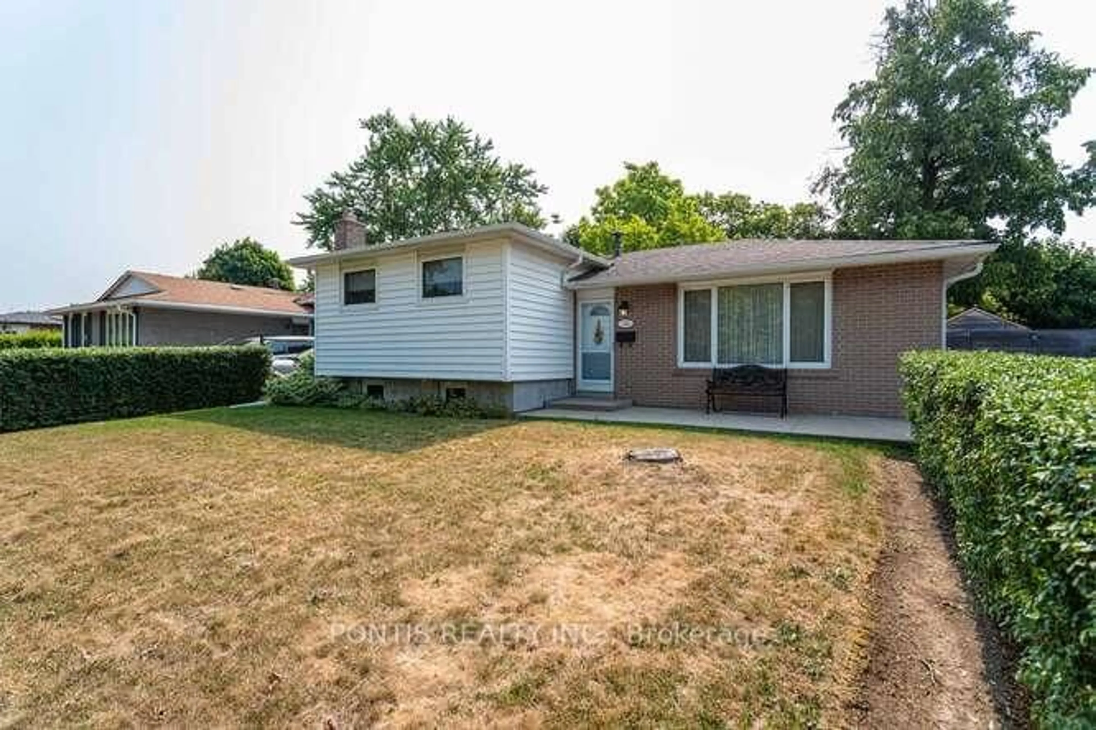 Unknown for 140 FOLKSTONE Cres, Brampton Ontario L6T 3M5