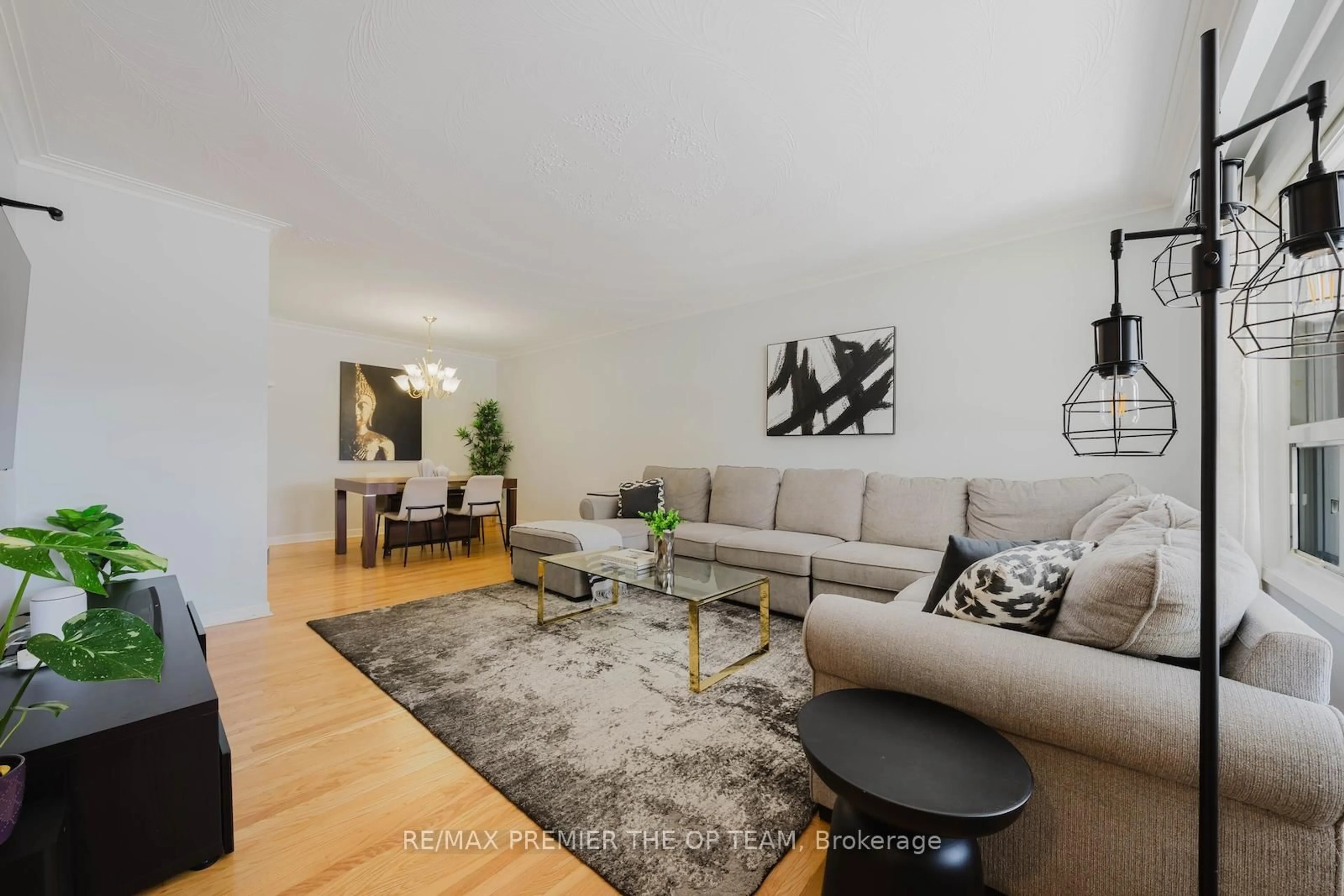 Living room with furniture, unknown for 2939 Islington Ave, Toronto Ontario M9L 2K3