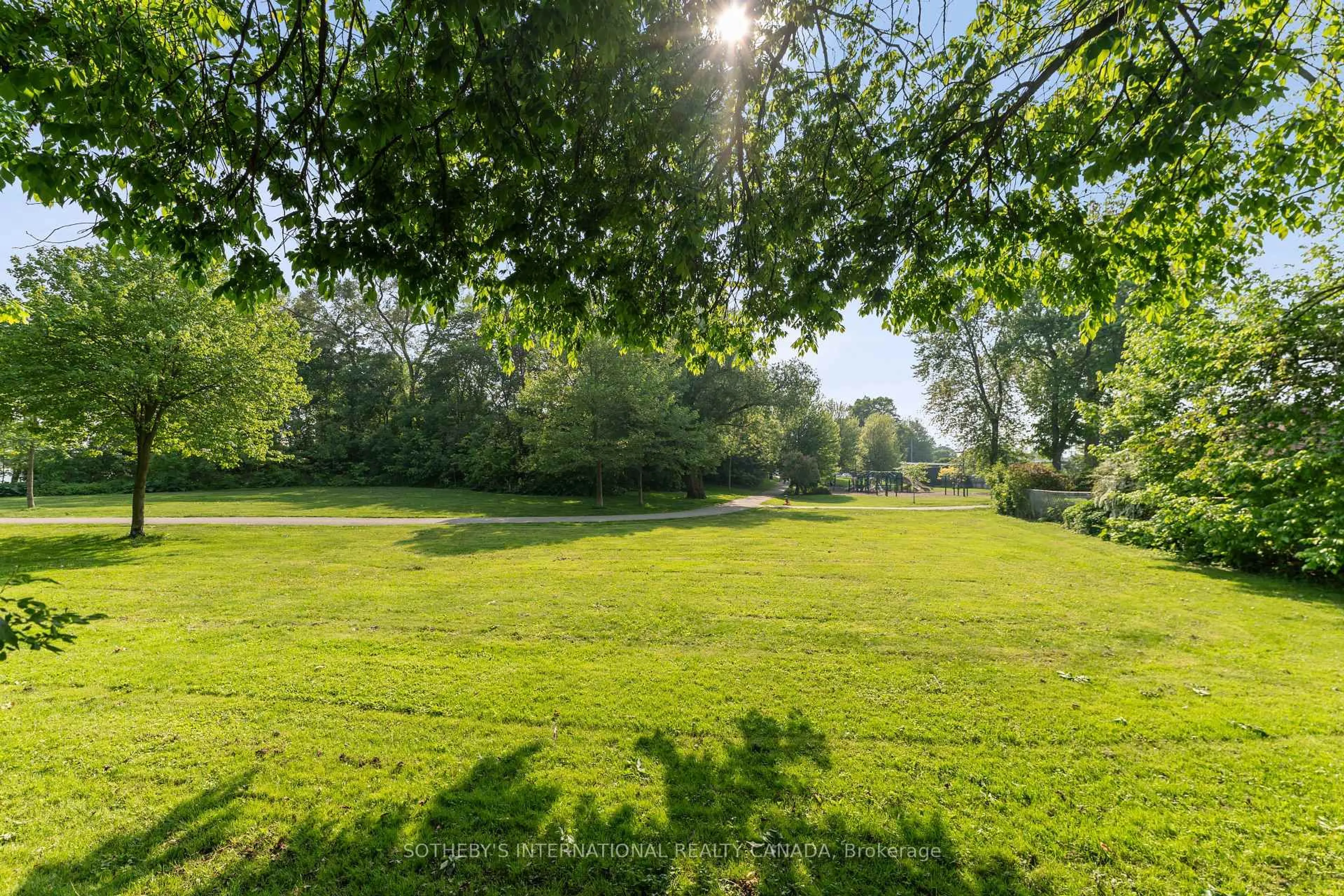 A pic from outside/outdoor area/front of a property/back of a property/a pic from drone, forest/trees view for 165 Lake Shore Dr, Toronto Ontario M8V 2A1