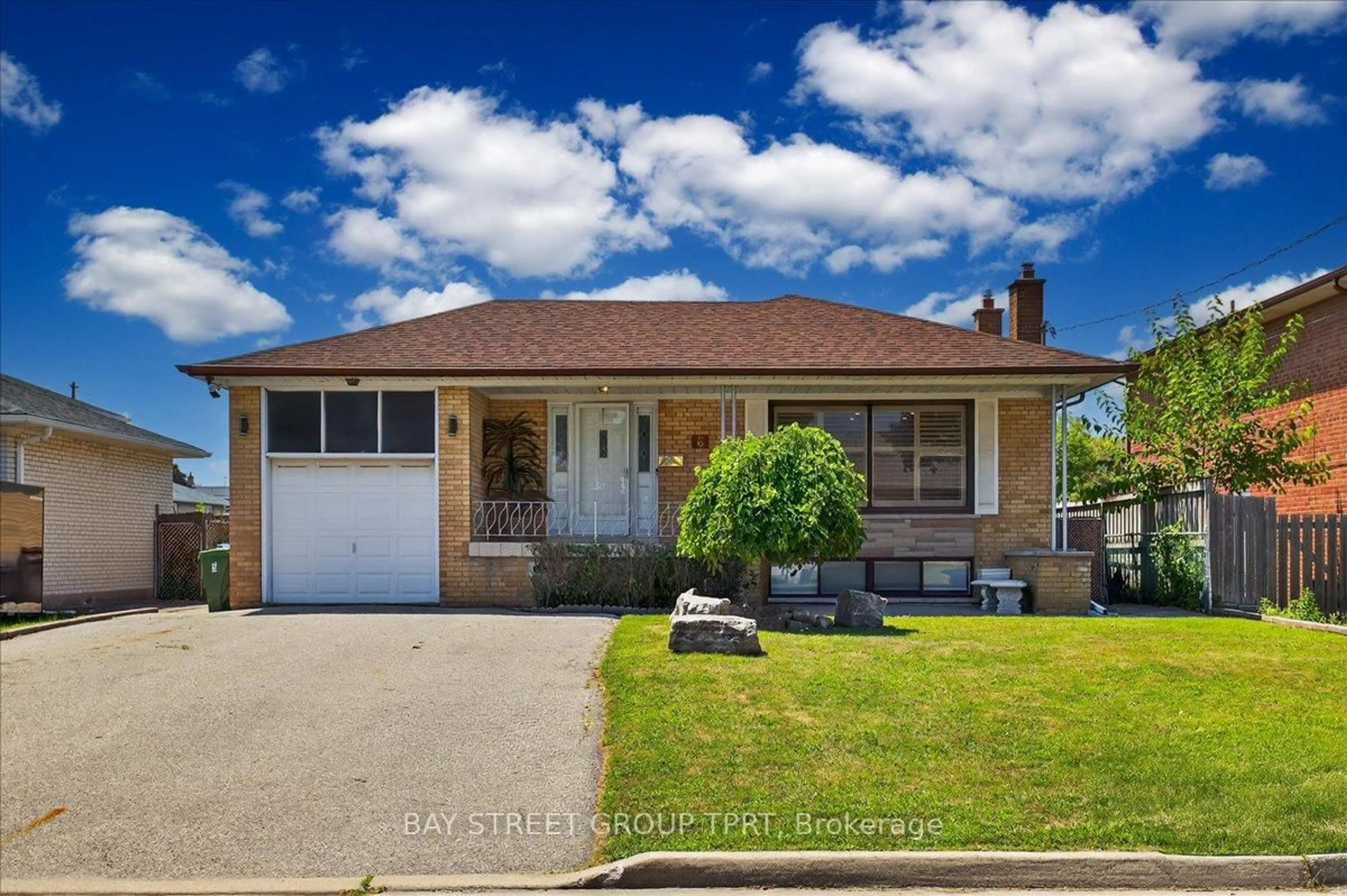 A pic from outside/outdoor area/front of a property/back of a property/a pic from drone, street for 6 Evernby Blvd, Toronto Ontario M9R 3G8