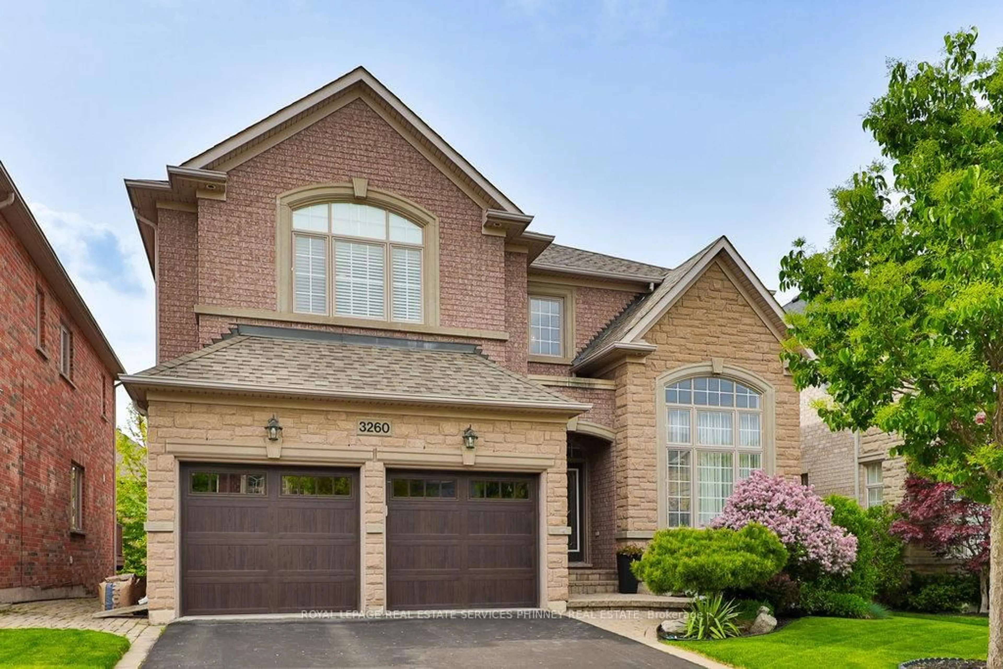 Home with brick exterior material, street for 3260 Ribble Cres, Oakville Ontario L6M 0B1