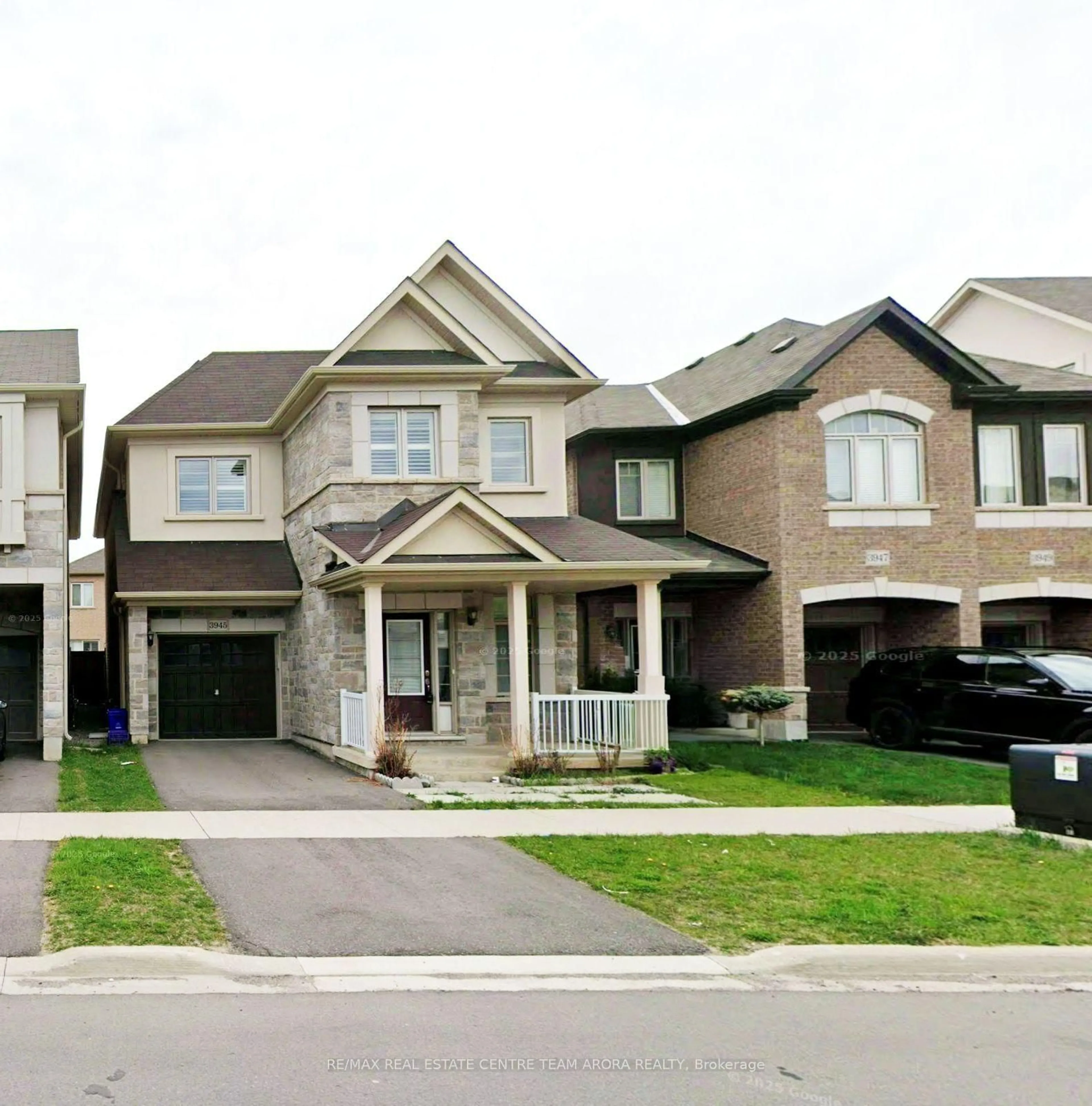 Home with brick exterior material, street for 3945 Thomas Alton Blvd, Burlington Ontario L7M 2A4