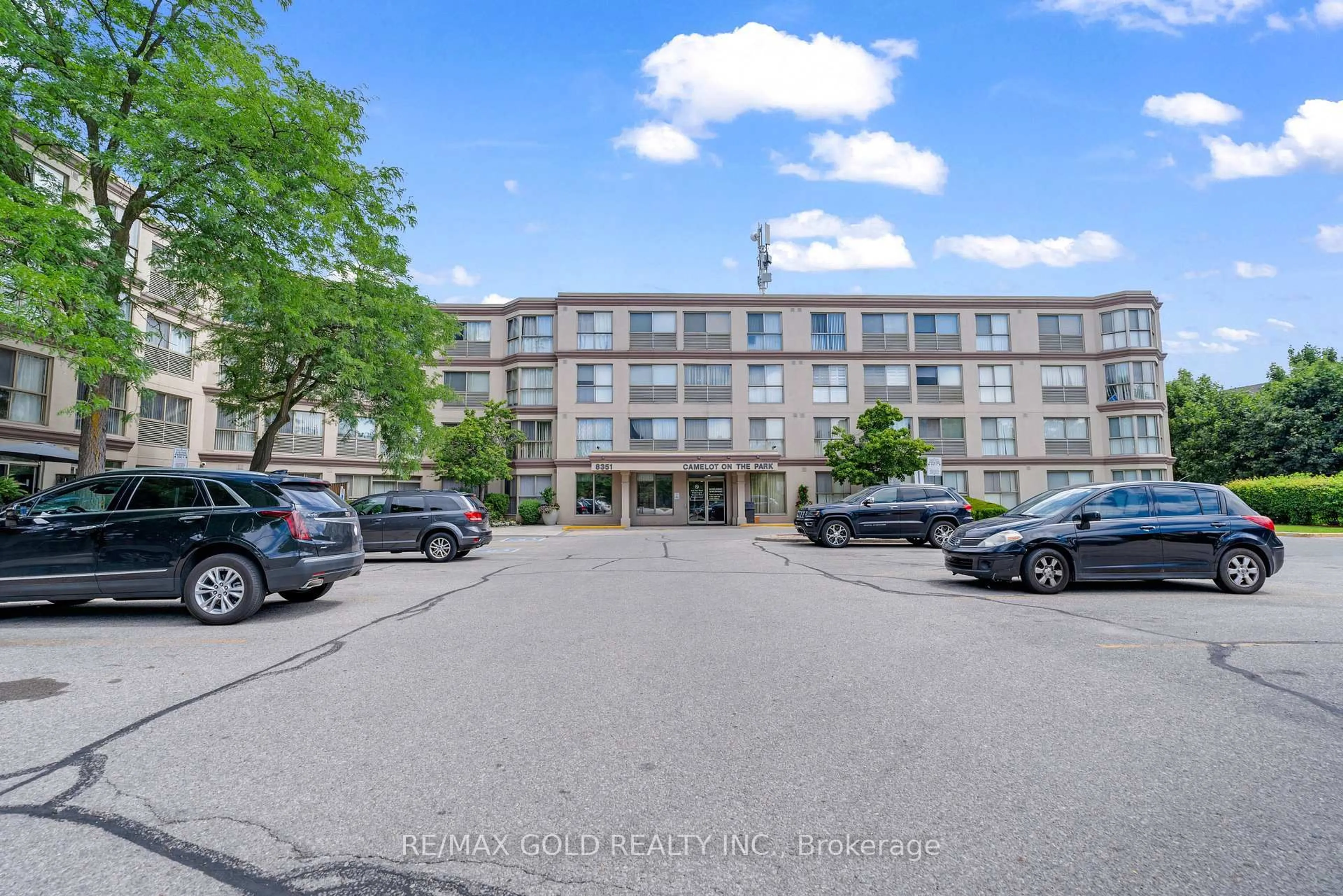 Unknown for 8351 Mclaughlin Rd #105, Brampton Ontario L6Y 4H8