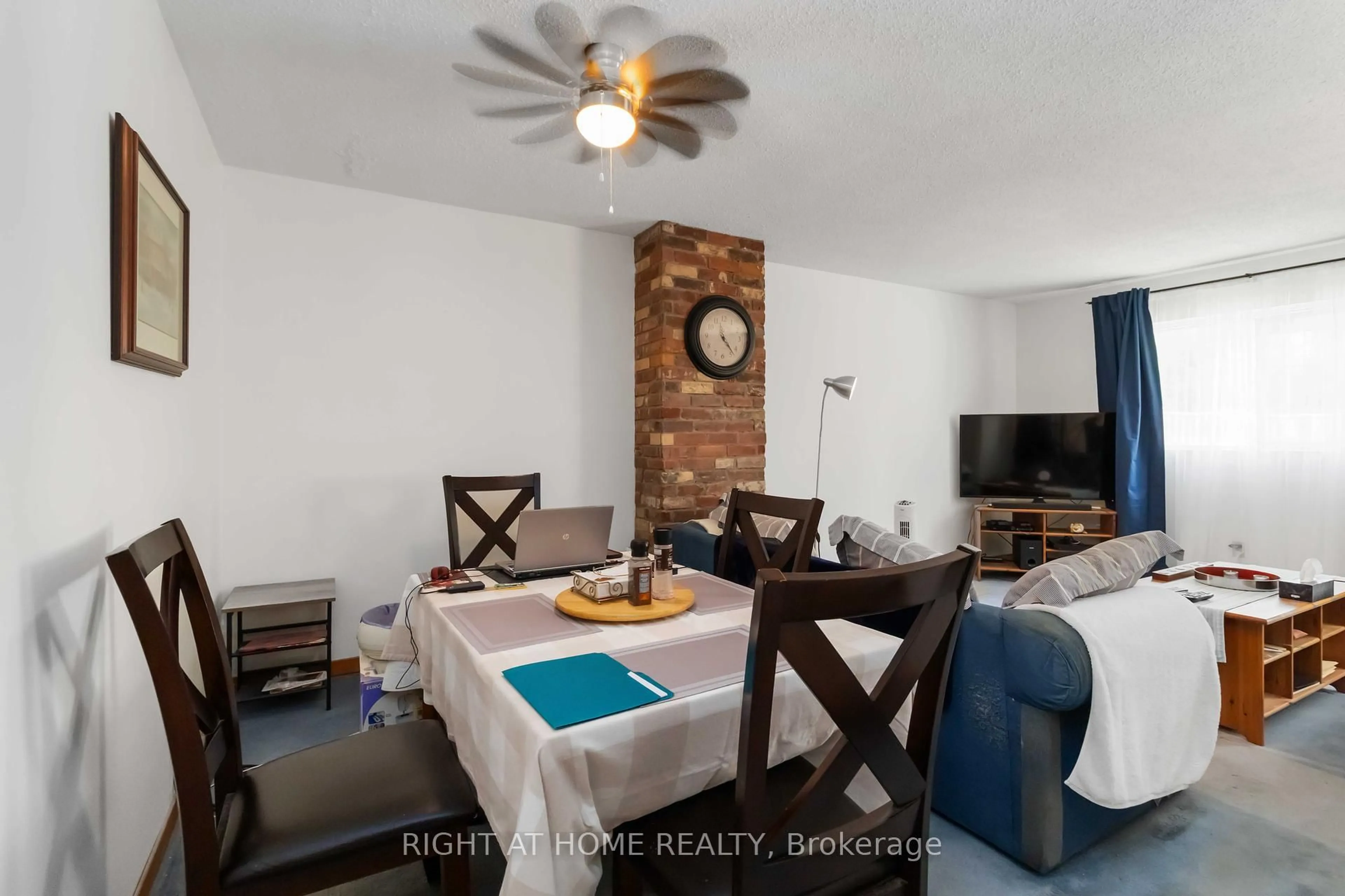 Dining room, unknown for 1050 Shawnmarr Rd #54, Mississauga Ontario L5H 3V1