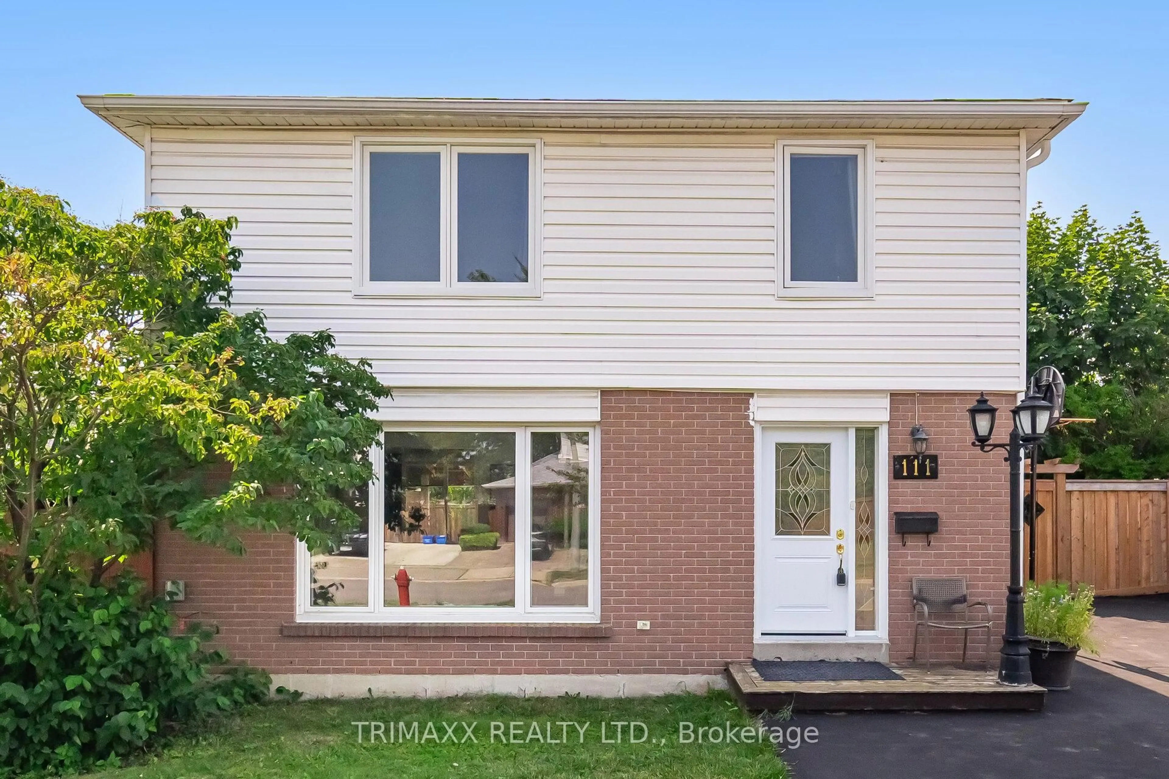 Home with brick exterior material, street for 111 Folkstone Cres, Brampton Ontario L6T 3M6