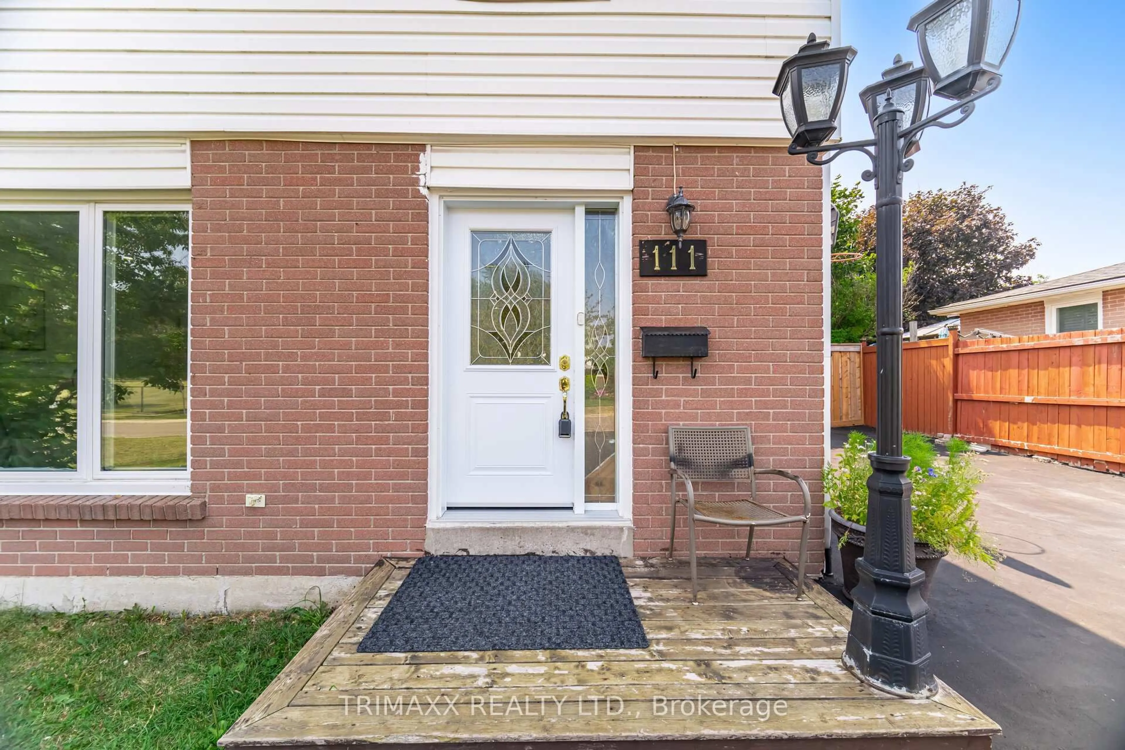 Unknown for 111 Folkstone Cres, Brampton Ontario L6T 3M6