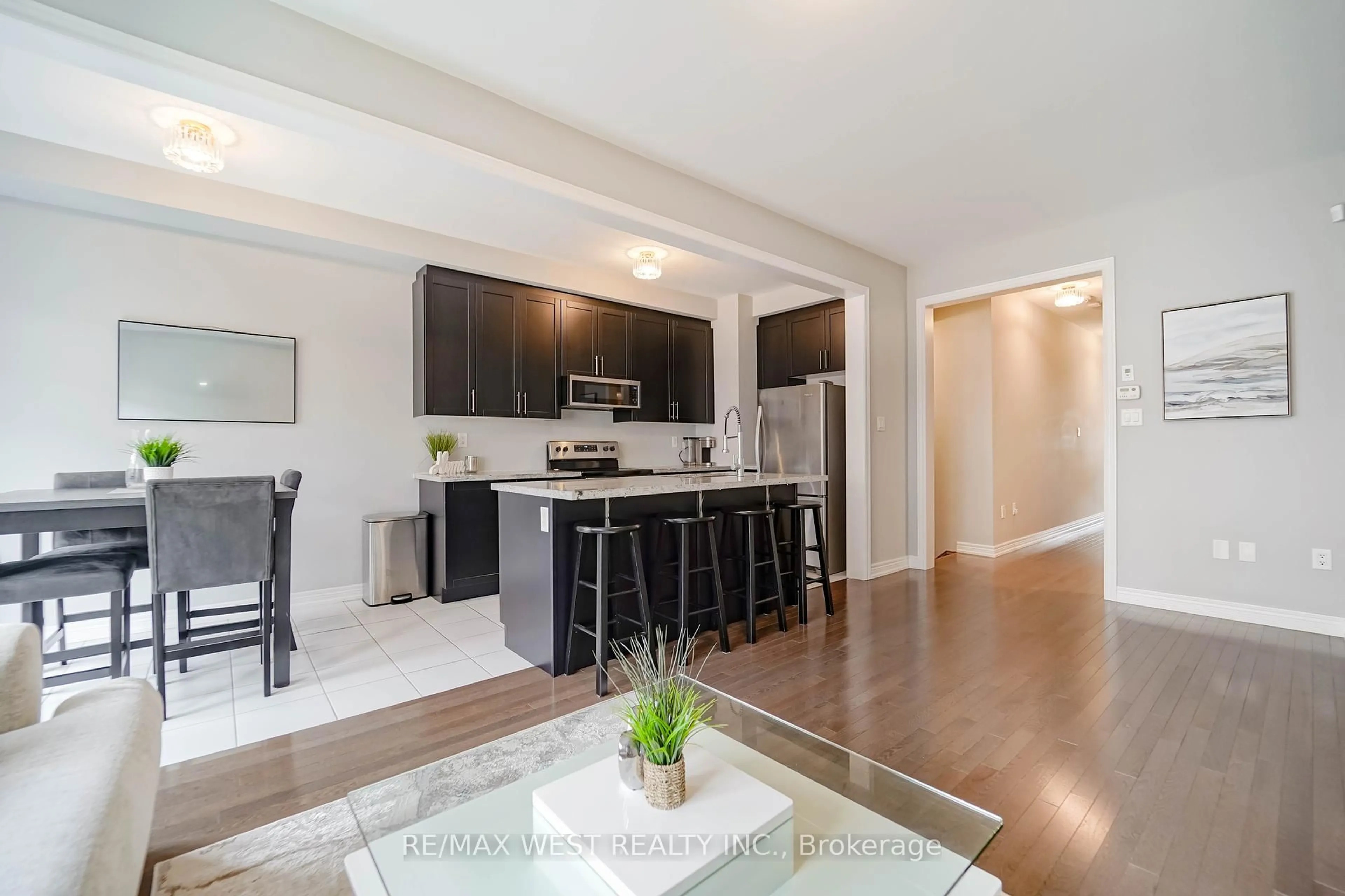 Open concept kitchen, unknown for 12 Adventura Rd, Brampton Ontario L7A 5A7
