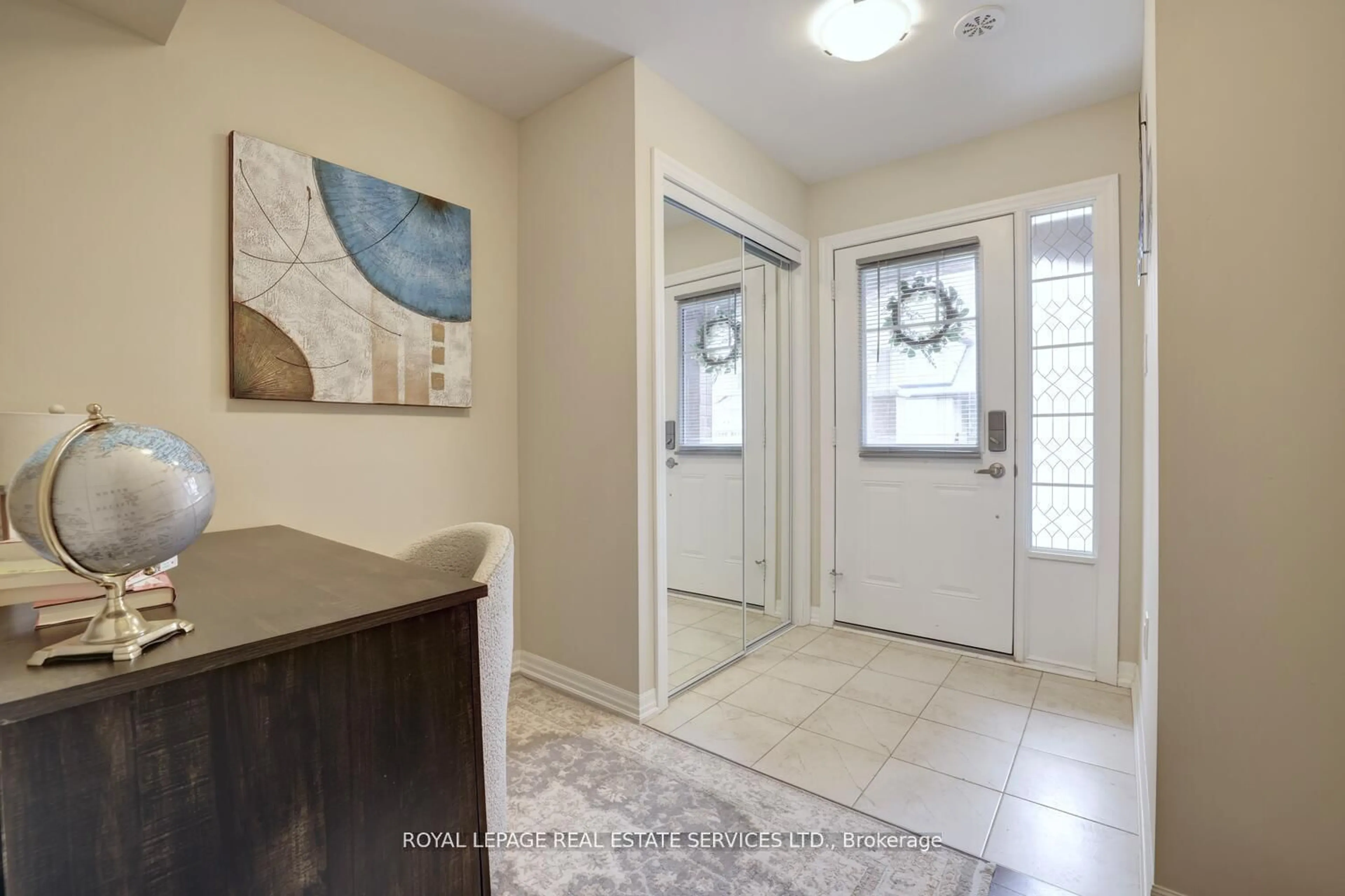 Indoor entryway for 1234 Rose Way, Milton Ontario L9E 1L9