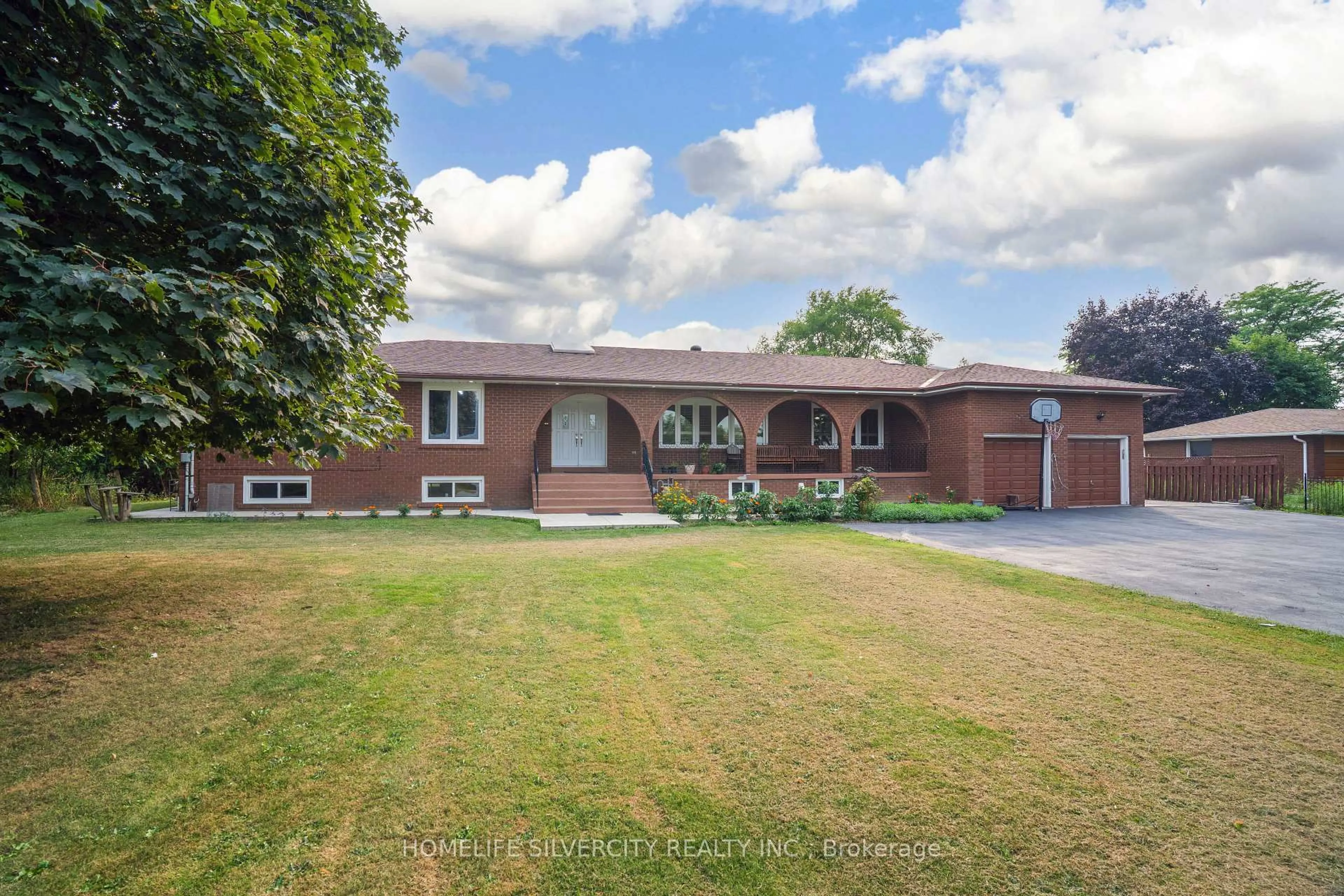 A pic from outside/outdoor area/front of a property/back of a property/a pic from drone, street for 8484 Winston Churchill Blvd, Oakville Ontario L0P 1K0