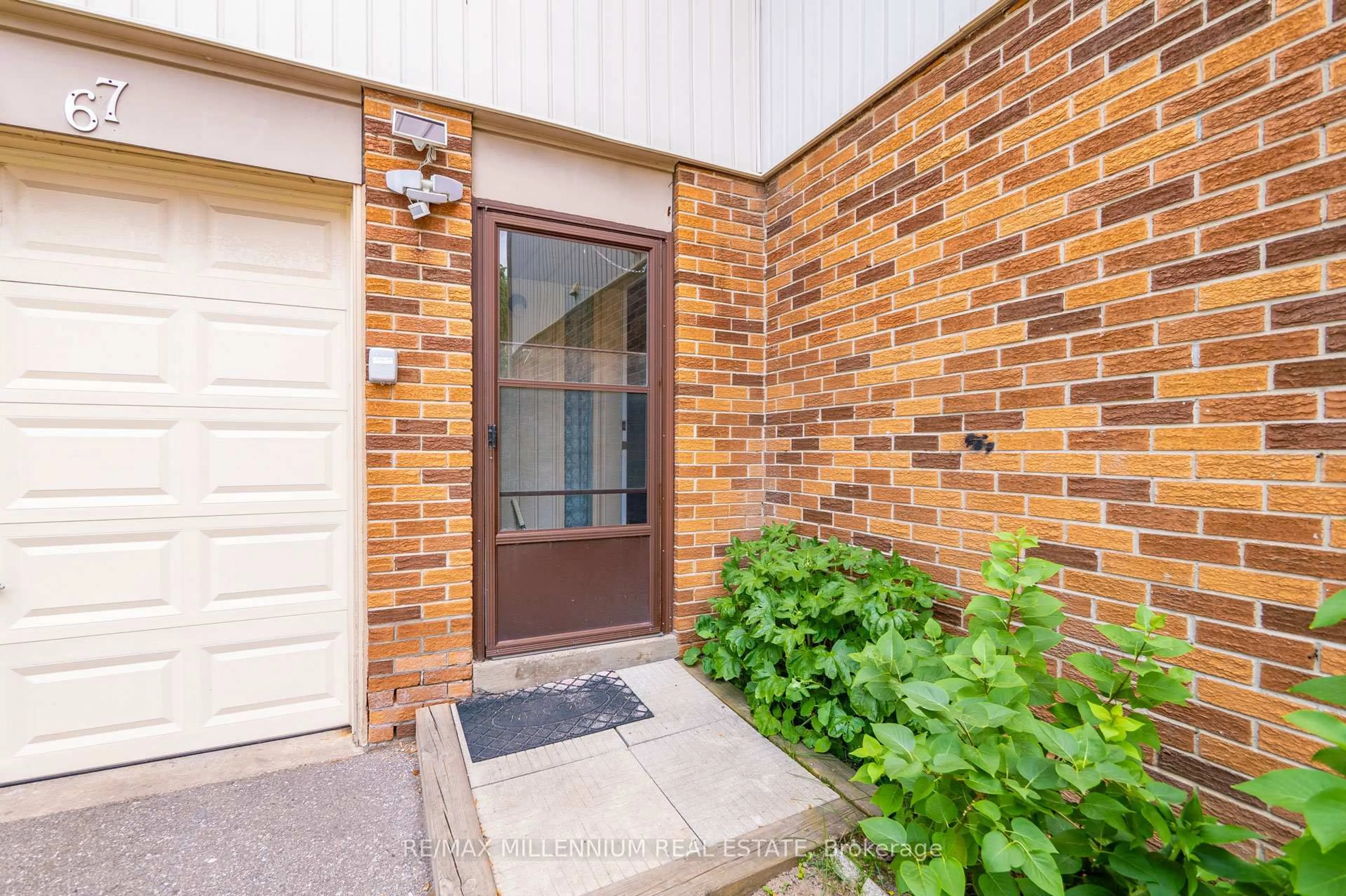 Unknown for 3339 Council Ring Rd #67, Mississauga Ontario L5L 2A9